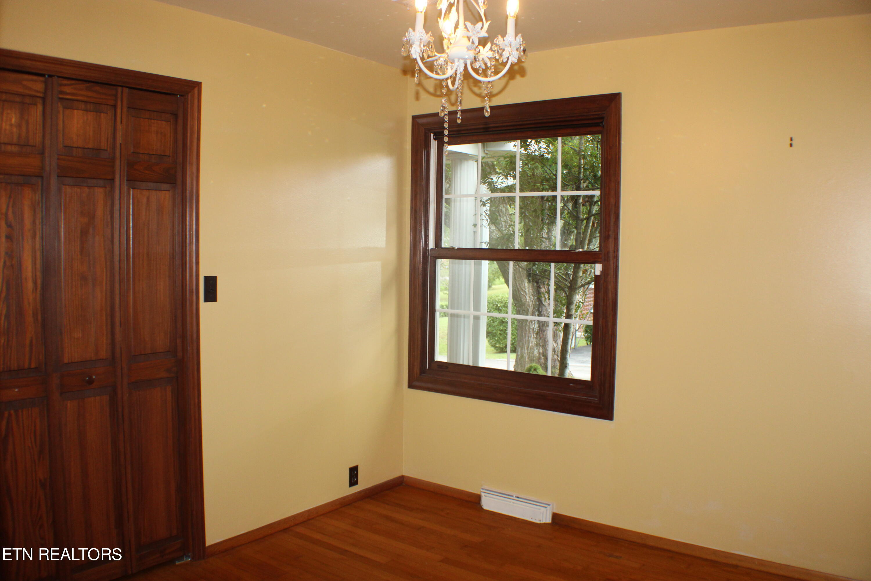 113 Hollywood Drive Property Photo 12