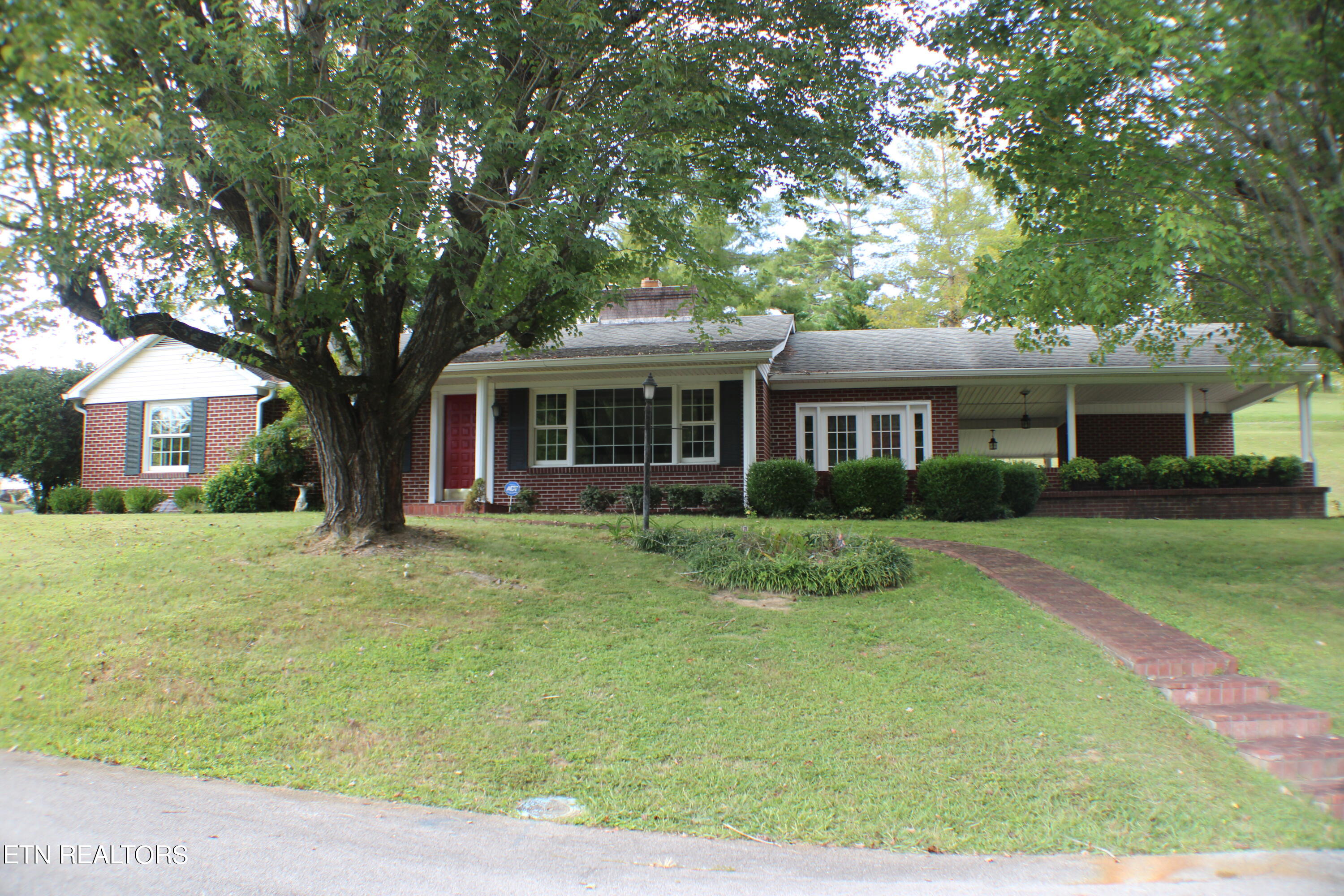 113 Hollywood Drive Property Photo 27