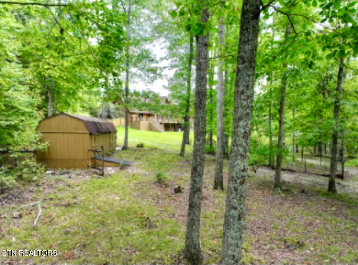 370 Brave Drive Property Photo 15