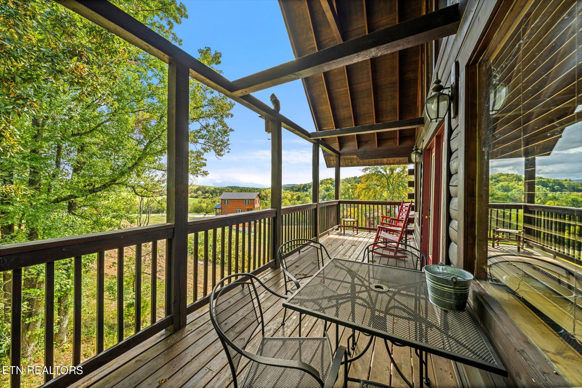 1544 Rainbow Ridge Way Property Photo 42