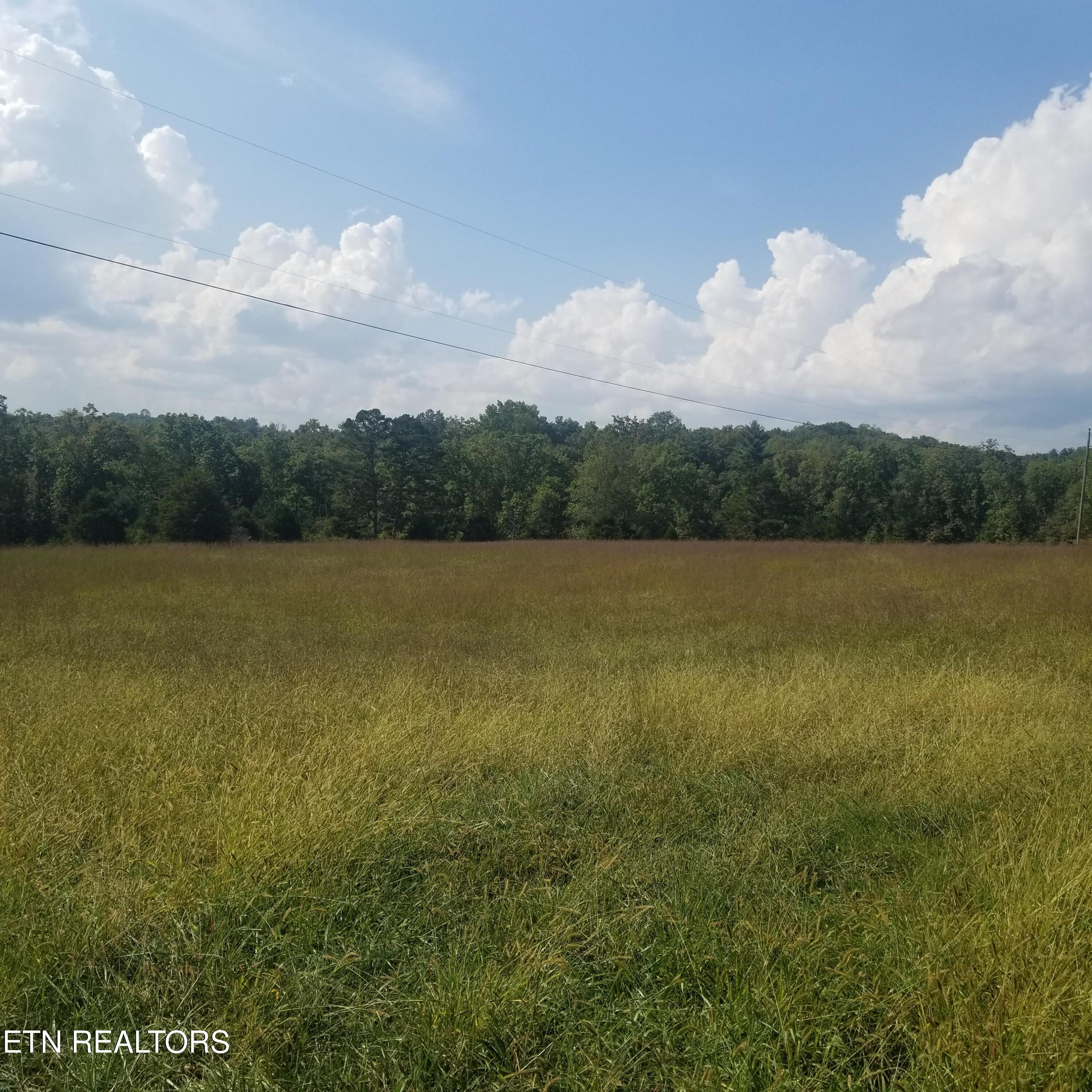 High Point Rd Property Photo 33