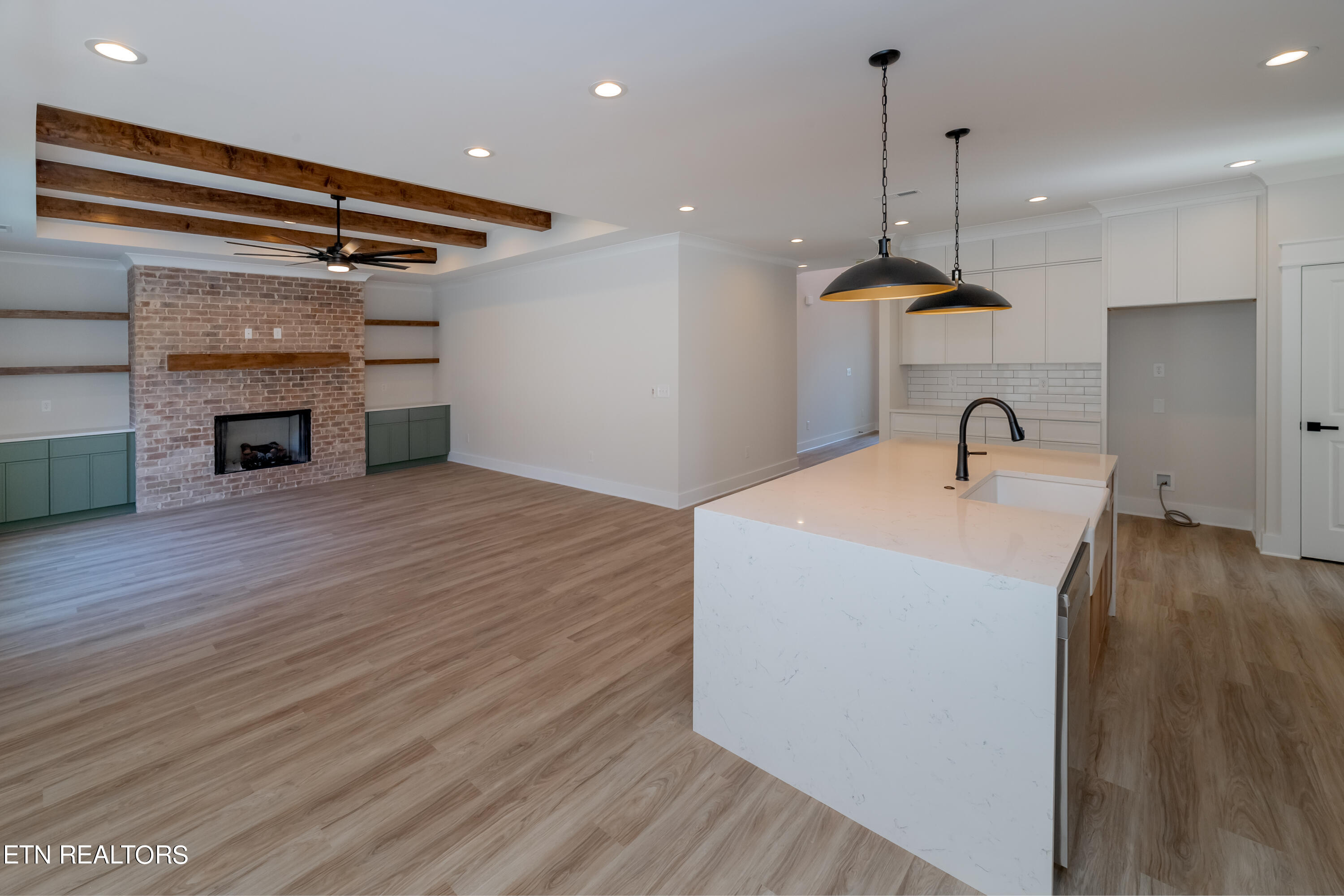 111 Oonoga Way Property Photo 15