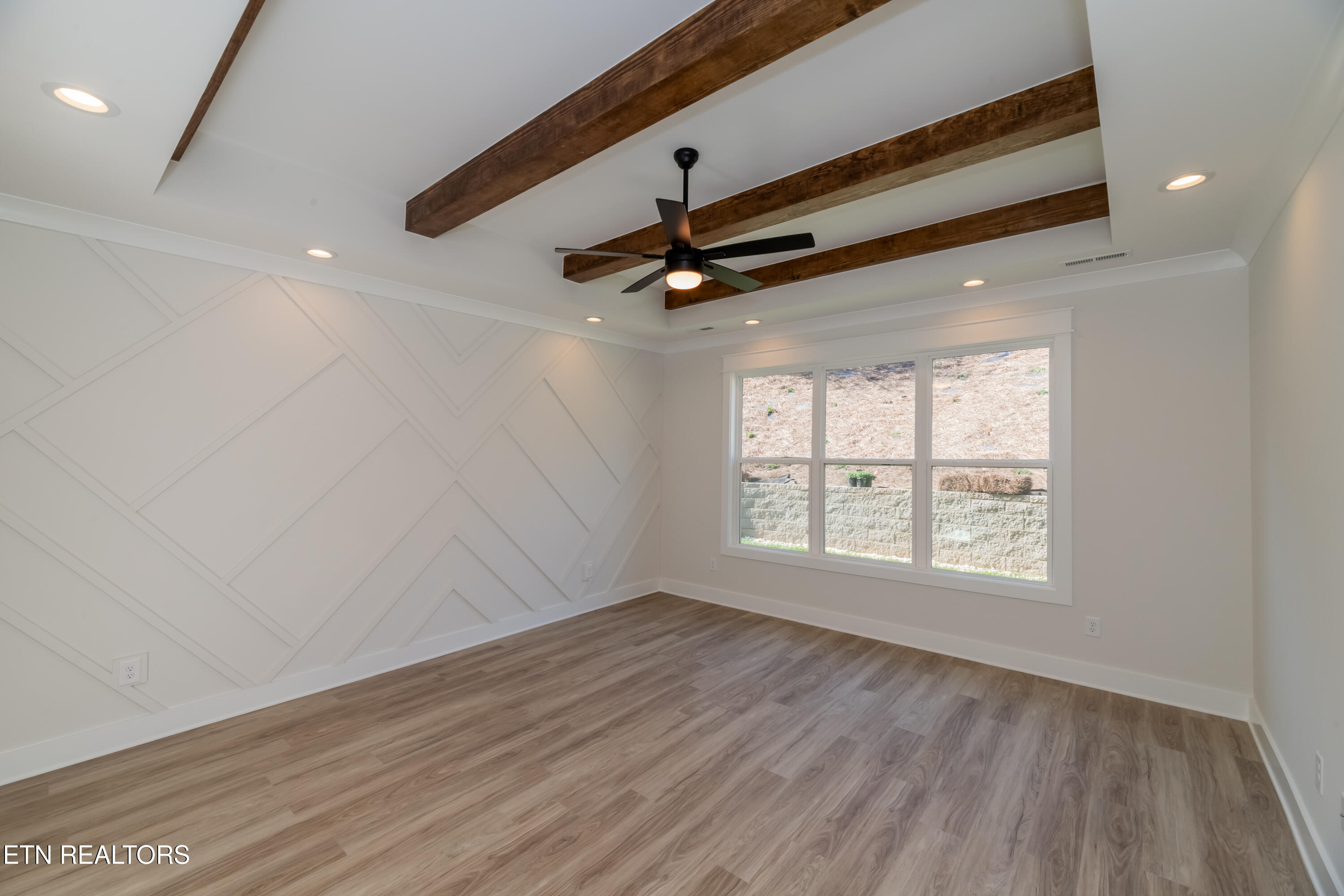 111 Oonoga Way Property Photo 26