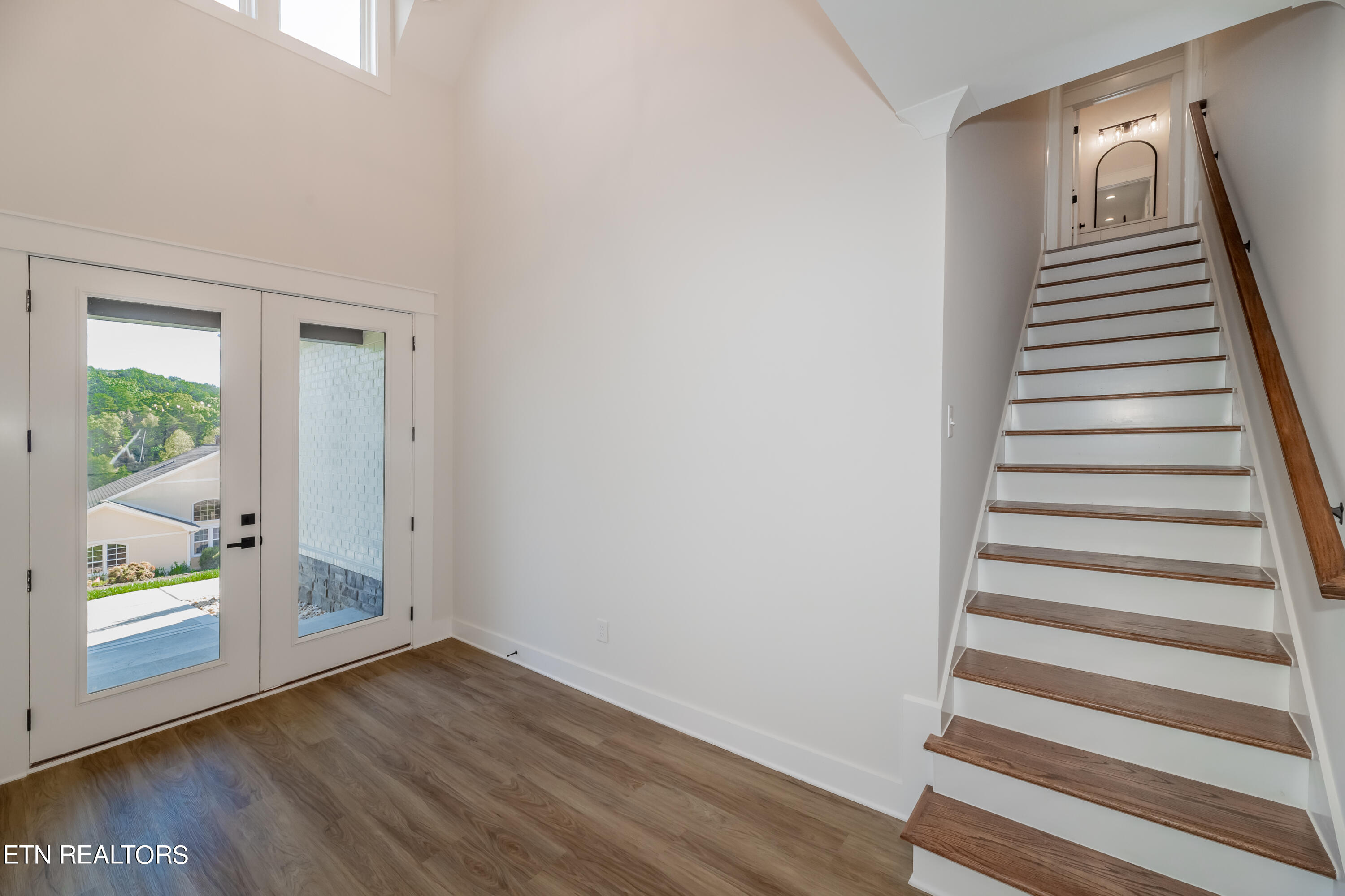 111 Oonoga Way Property Photo 42