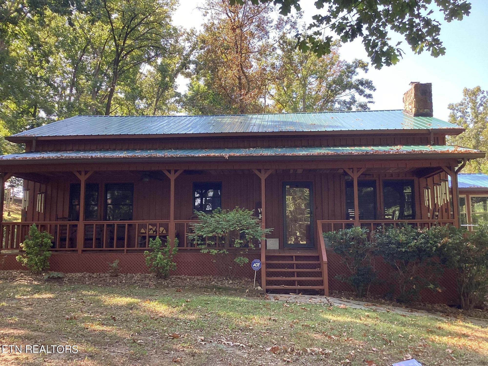 1408 Warrensburg Rd Property Photo