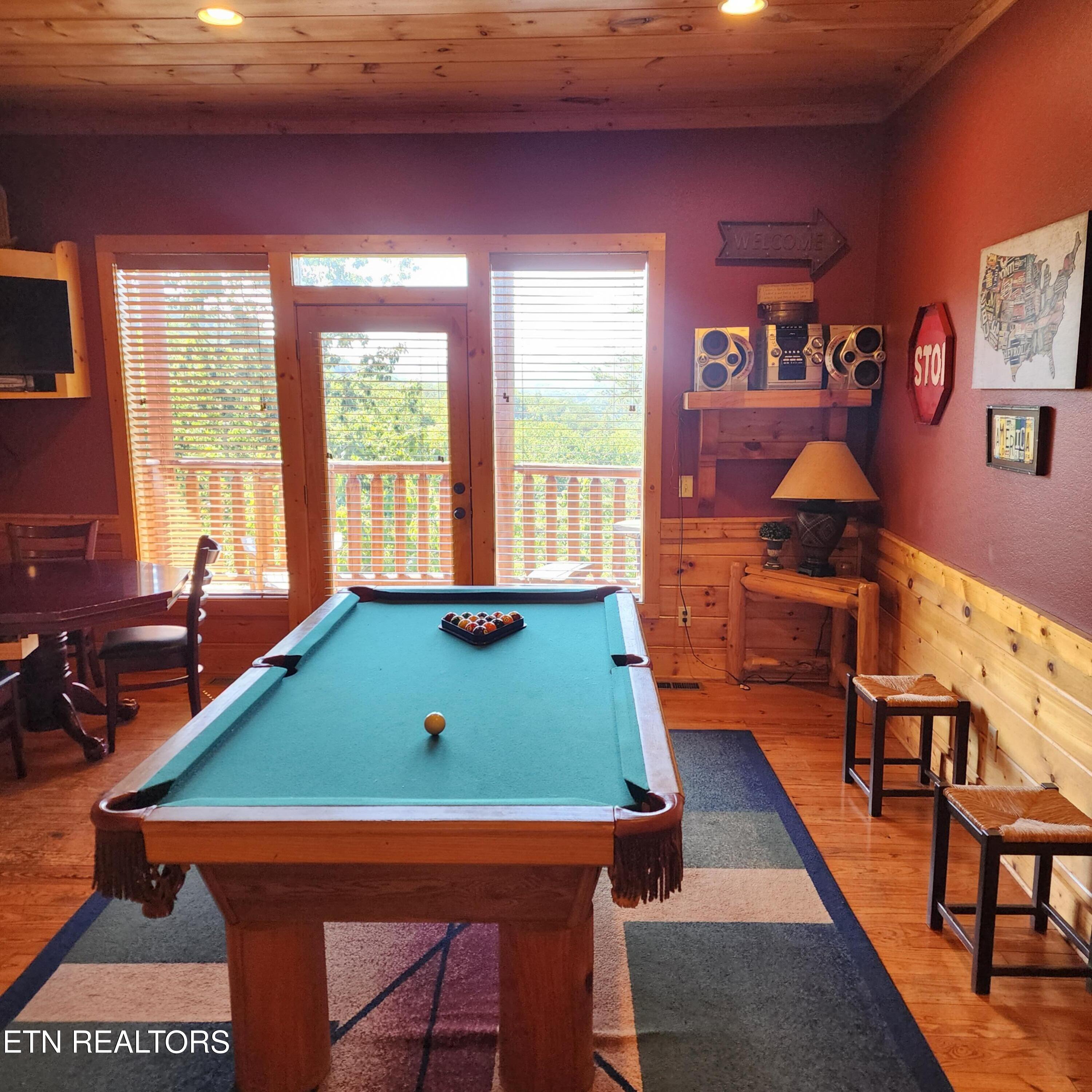 912 Black Bear Cub Way Property Photo 18
