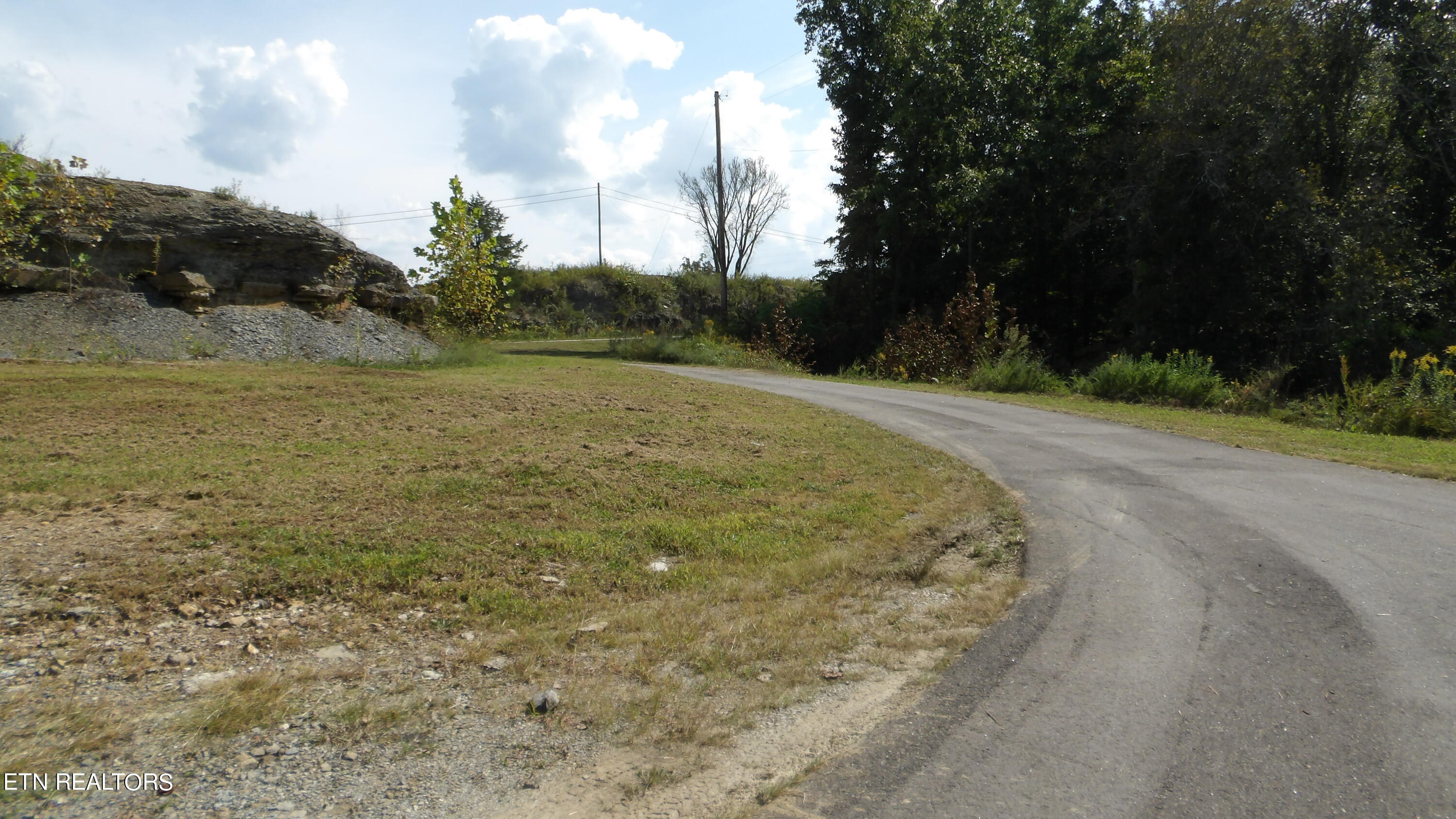 4179 Old Livingston Hwy Property Photo 32