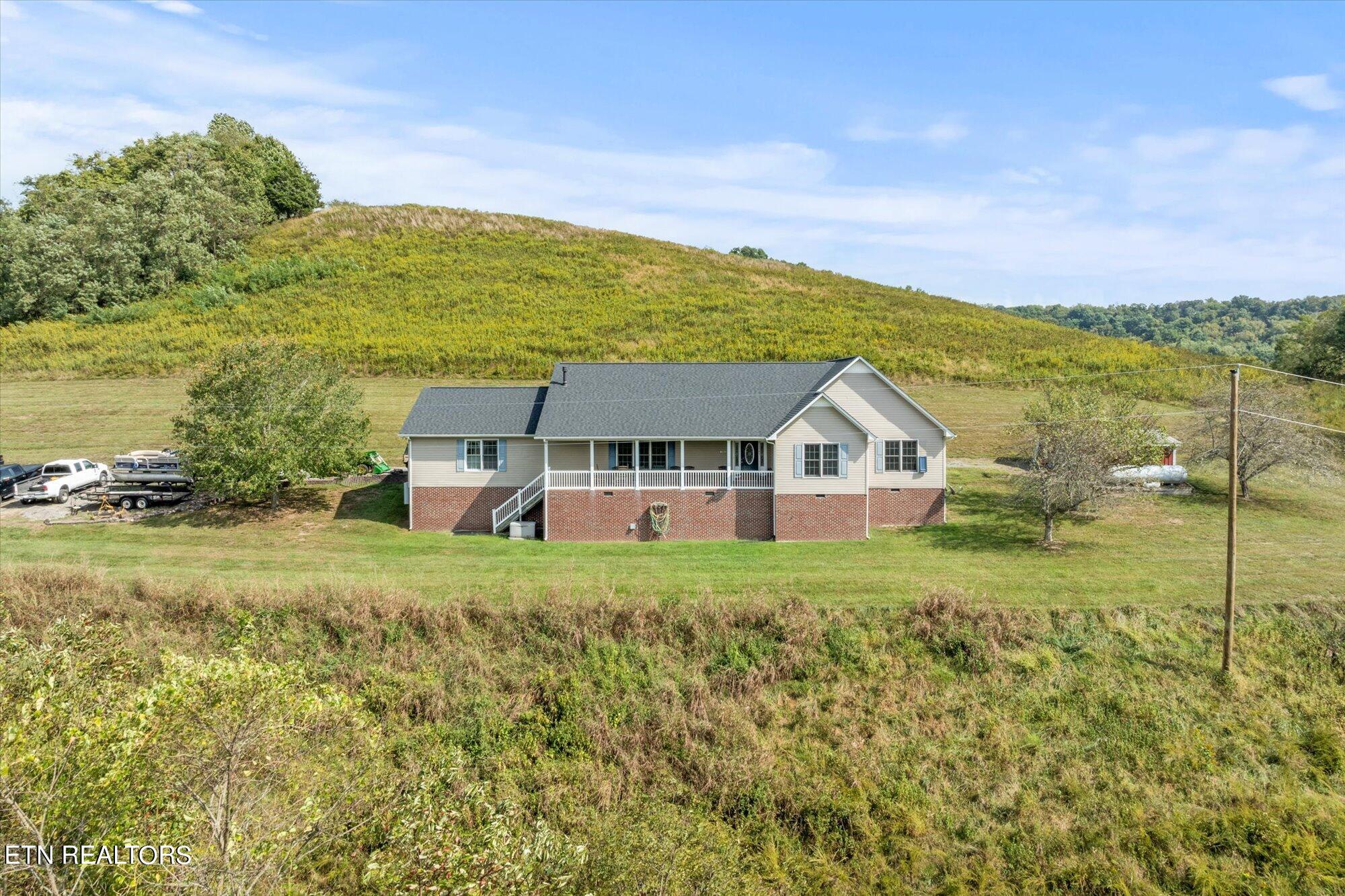 1028 Huff Hollow Rd Property Photo