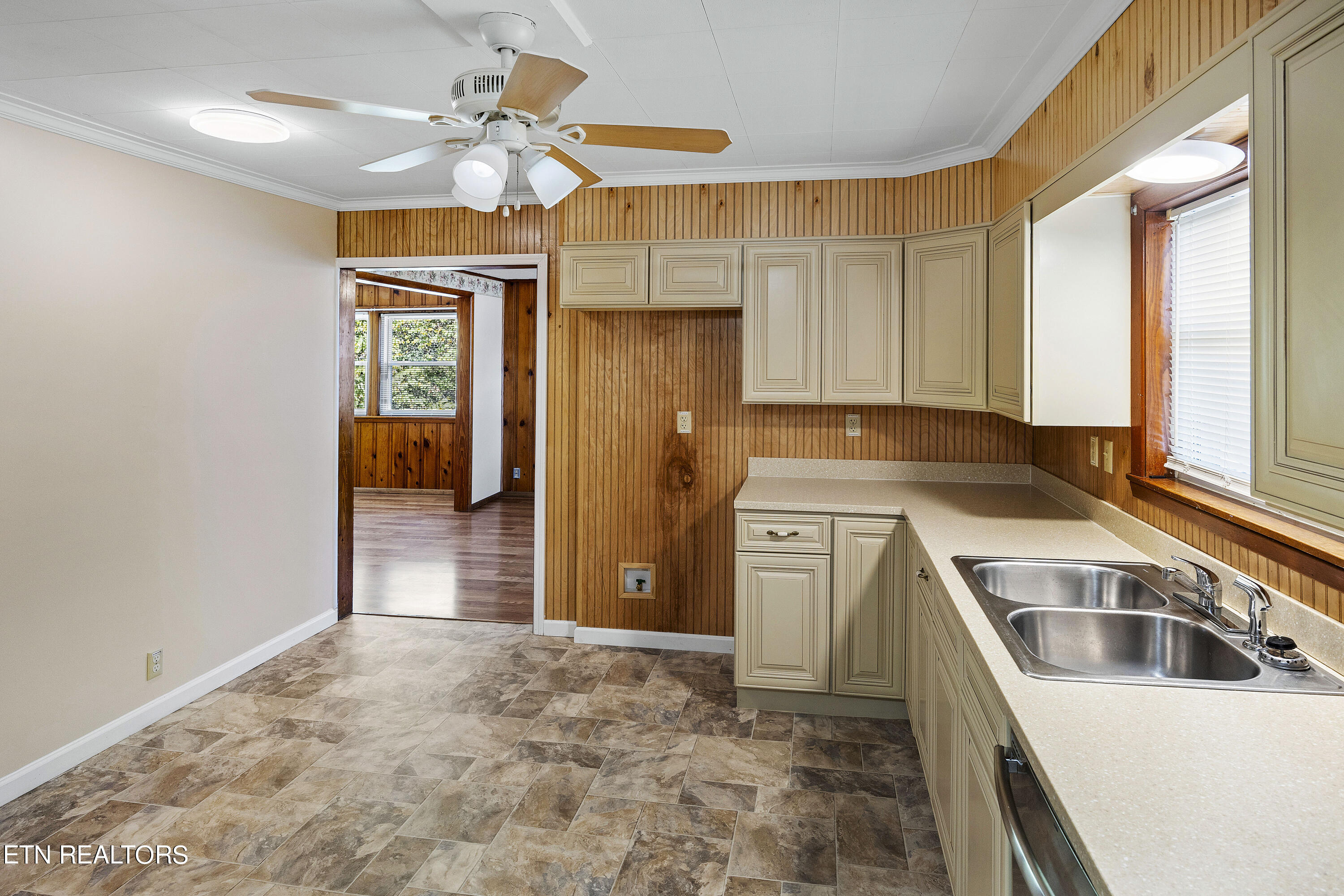 118 Cahill Lane Property Photo 10
