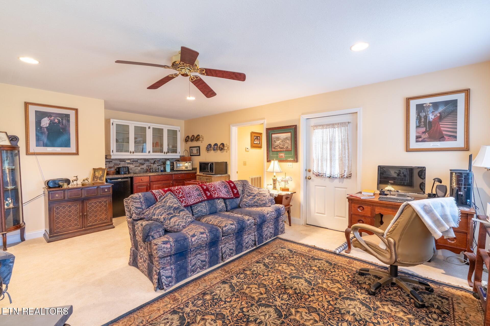 3130 Kulpan Way Property Photo 34