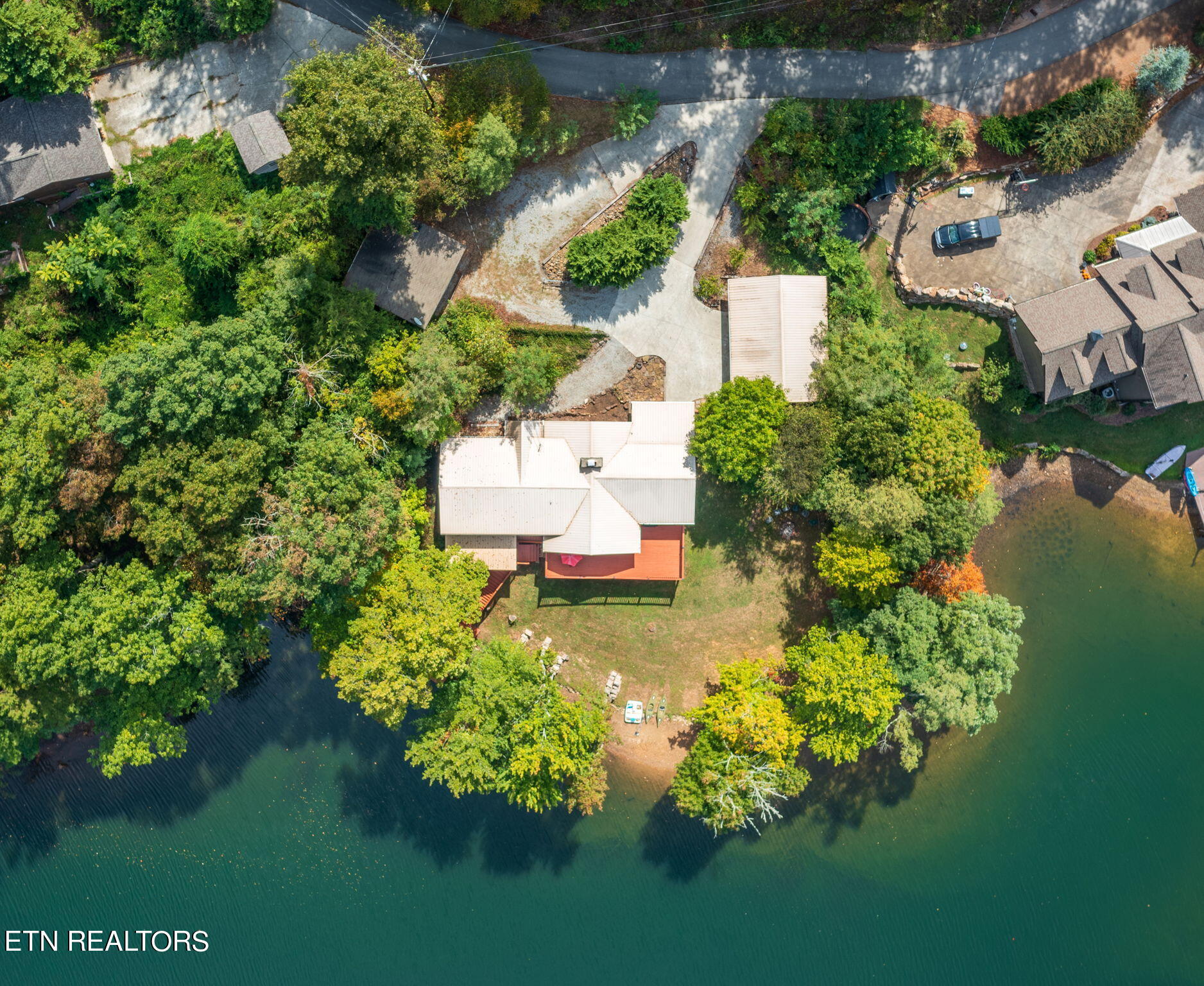 511 Laurel Lake Circle Circle Property Photo 10
