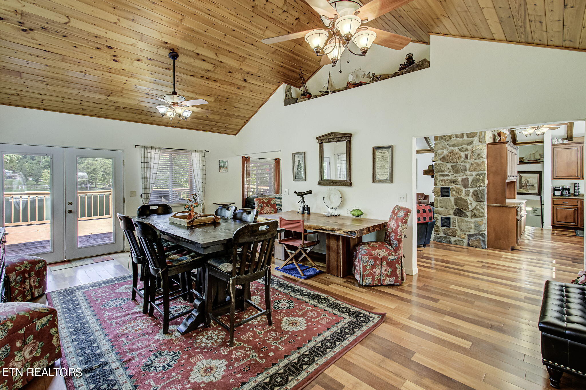 511 Laurel Lake Circle Circle Property Photo 14