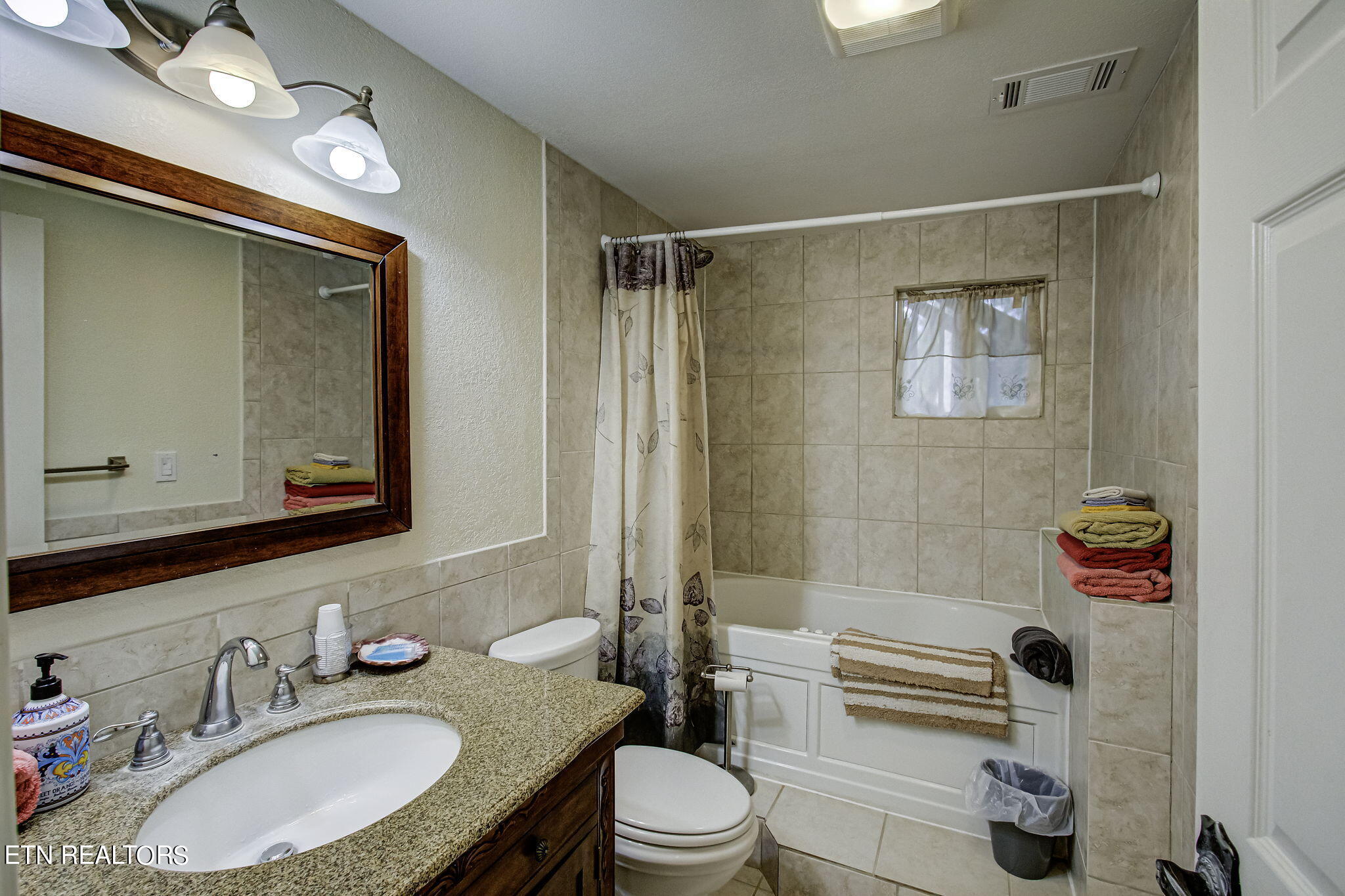 511 Laurel Lake Circle Circle Property Photo 34