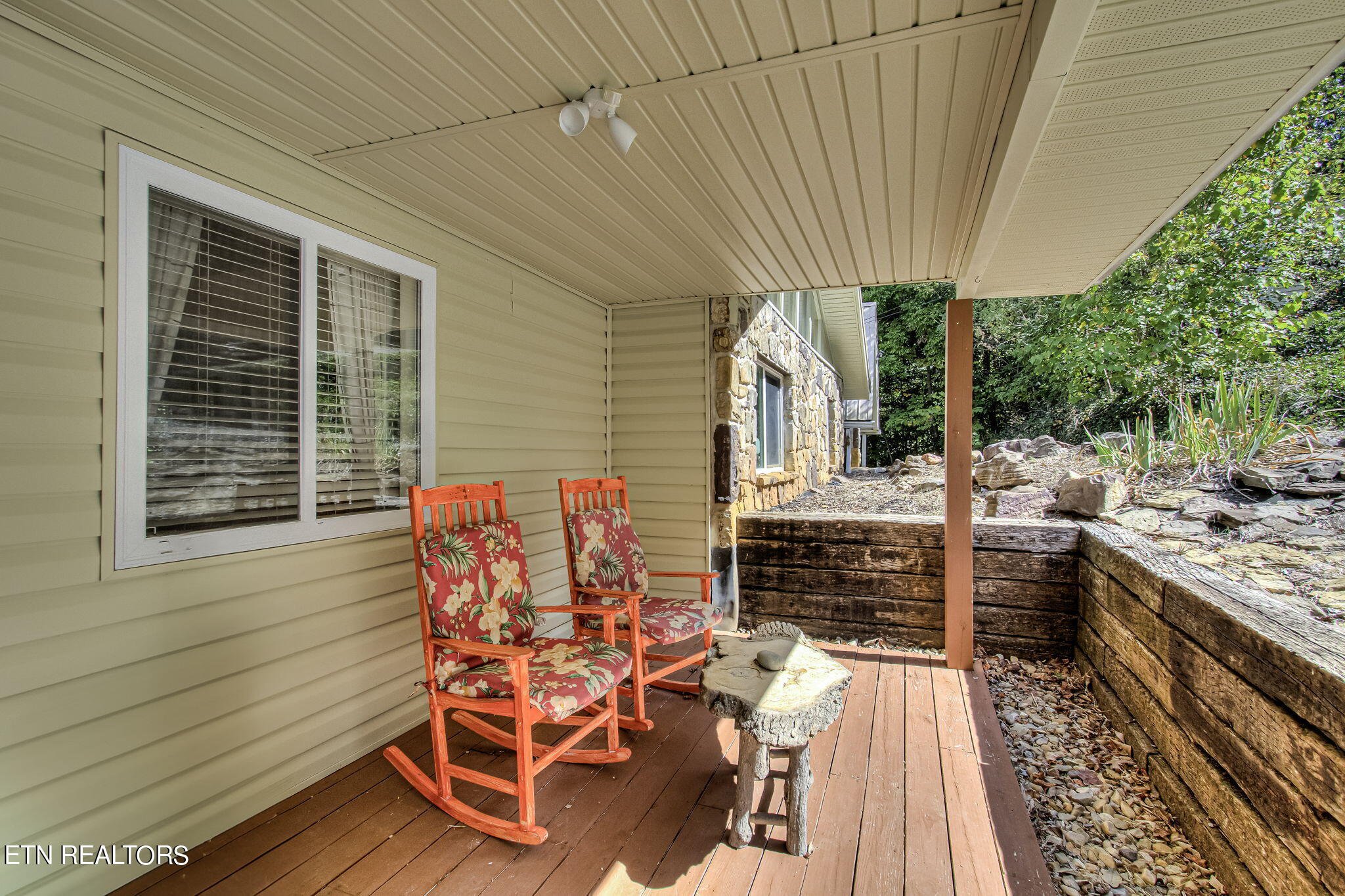 511 Laurel Lake Circle Circle Property Photo 58