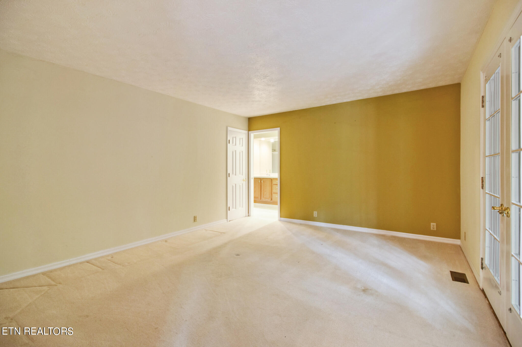 45 Bingham Lane Property Photo 13