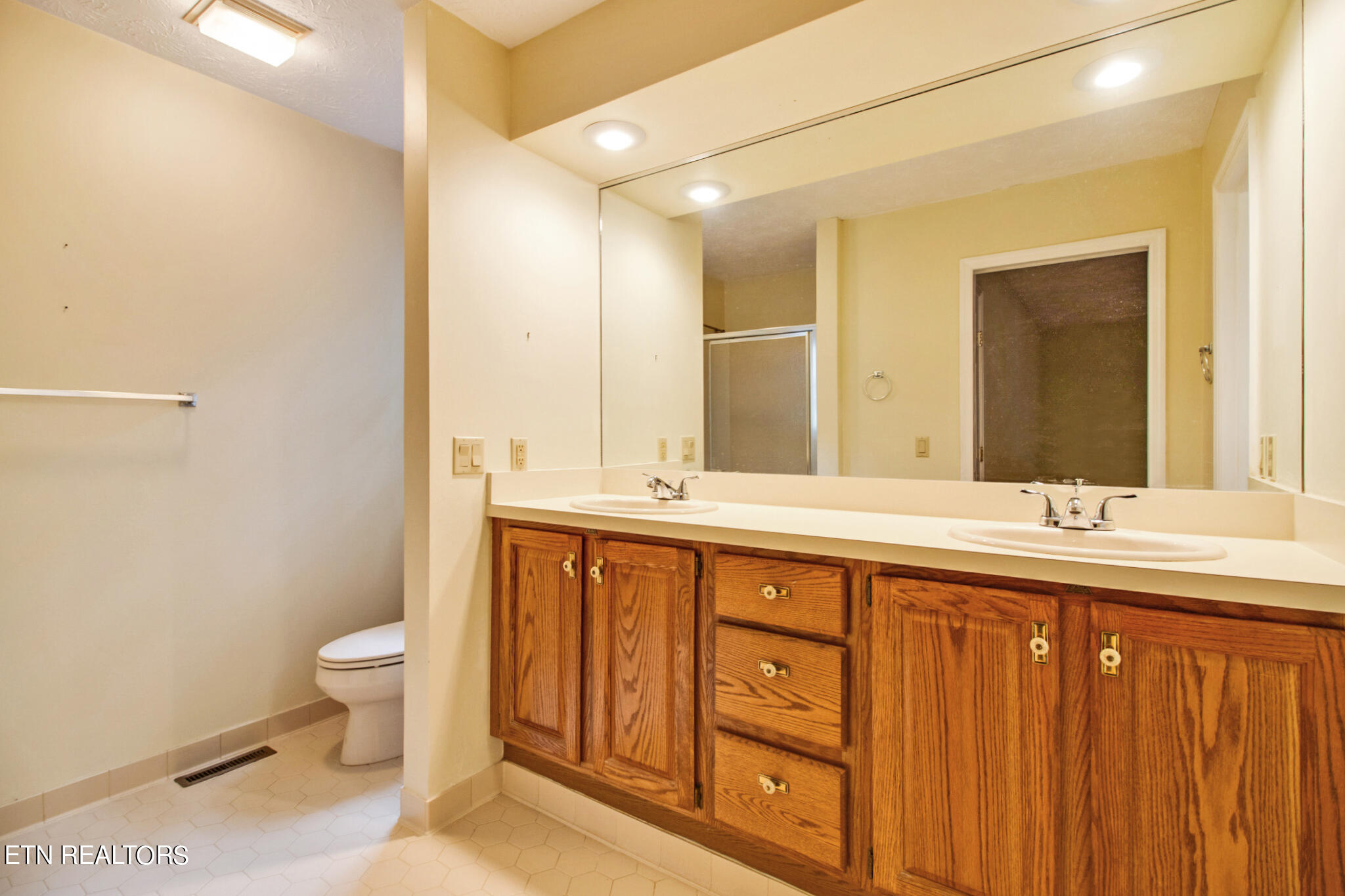 45 Bingham Lane Property Photo 14