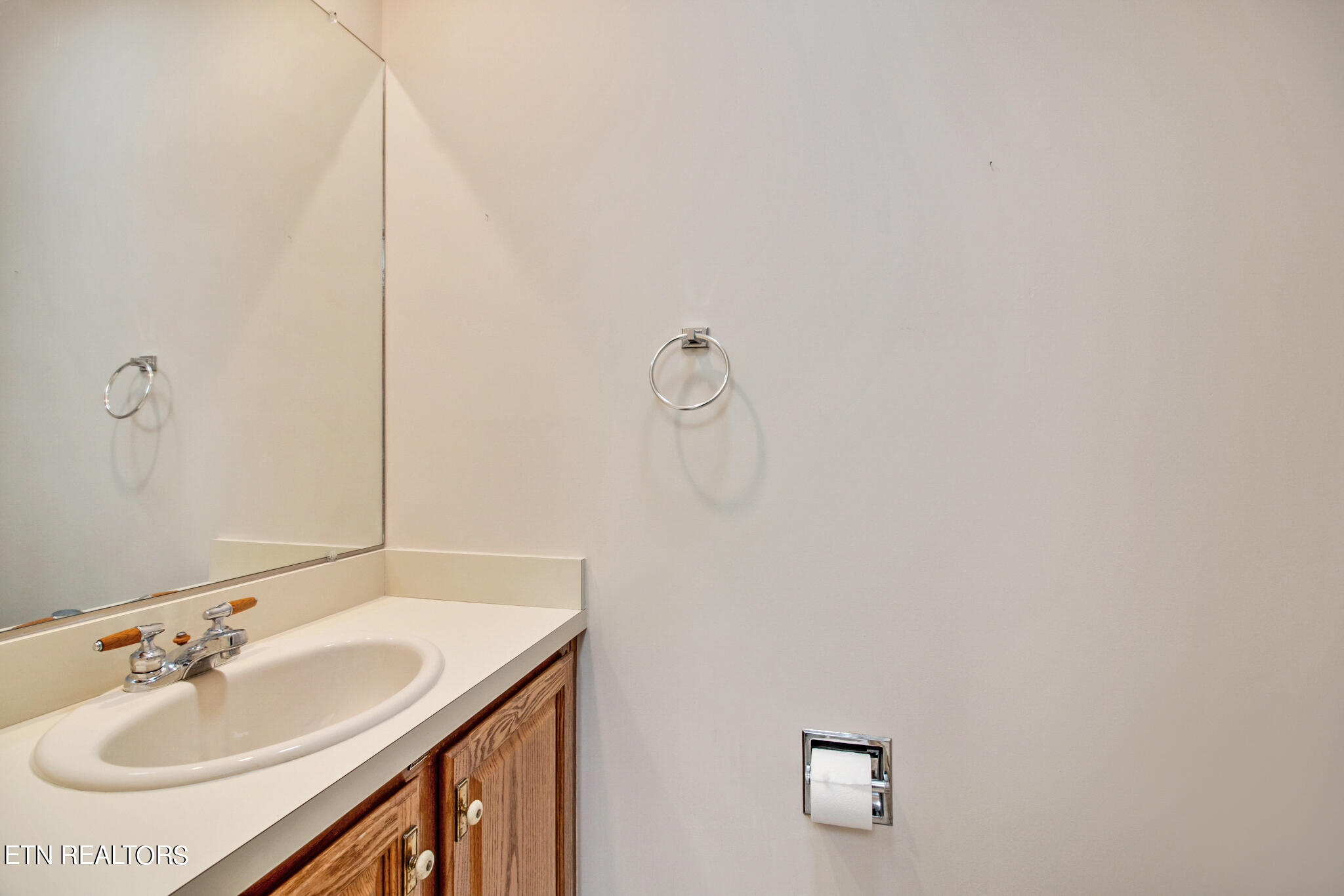 45 Bingham Lane Property Photo 15