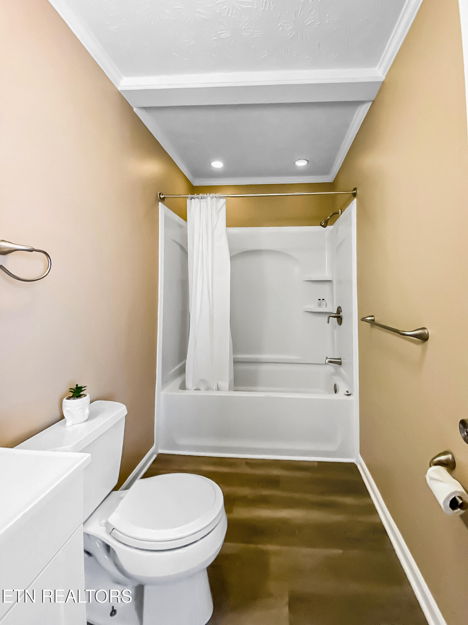 1040 Loop Rd Property Photo 19