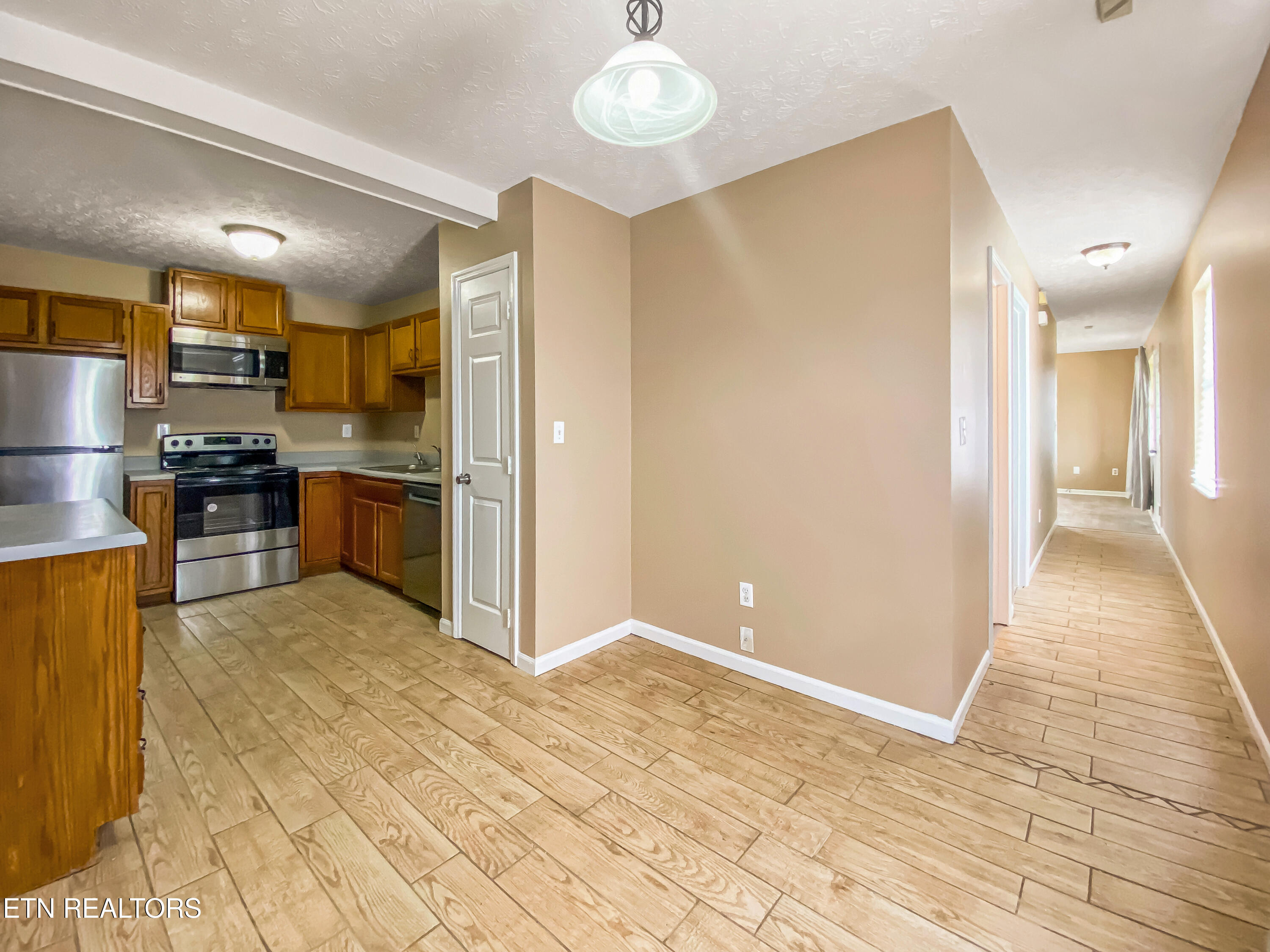 1040 Loop Rd Property Photo 21
