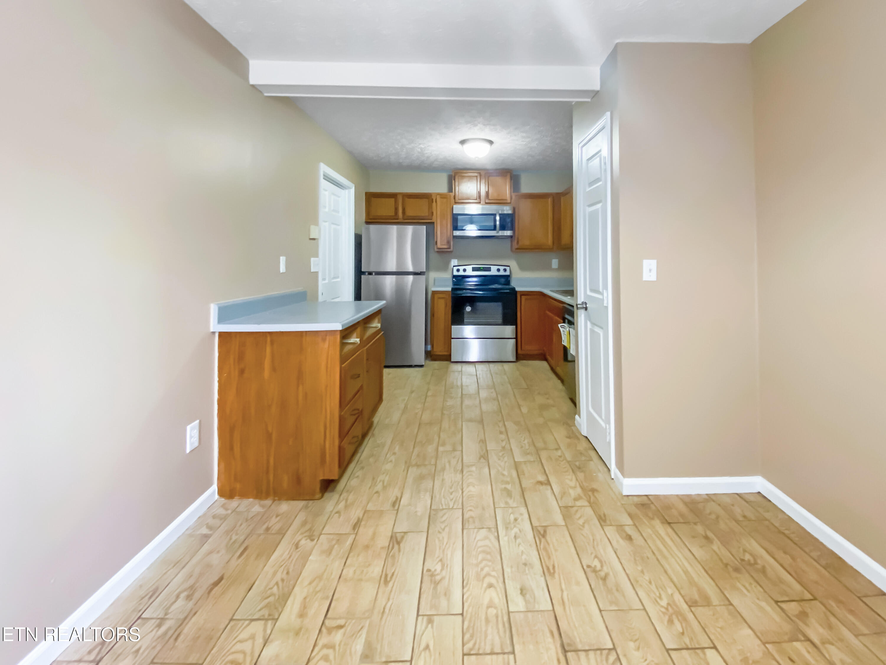 1040 Loop Rd Property Photo 22