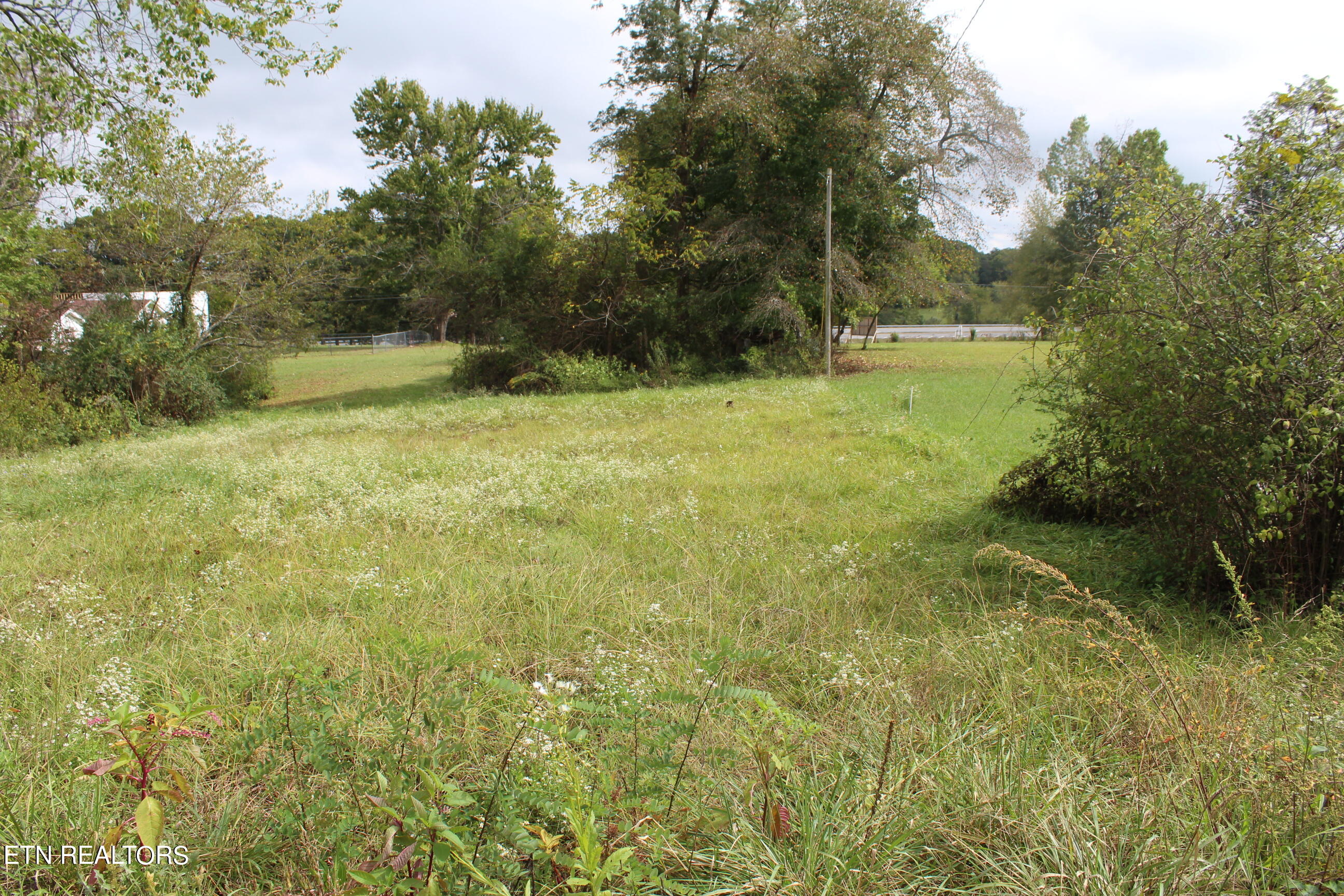 208 Garrett St Property Photo 1
