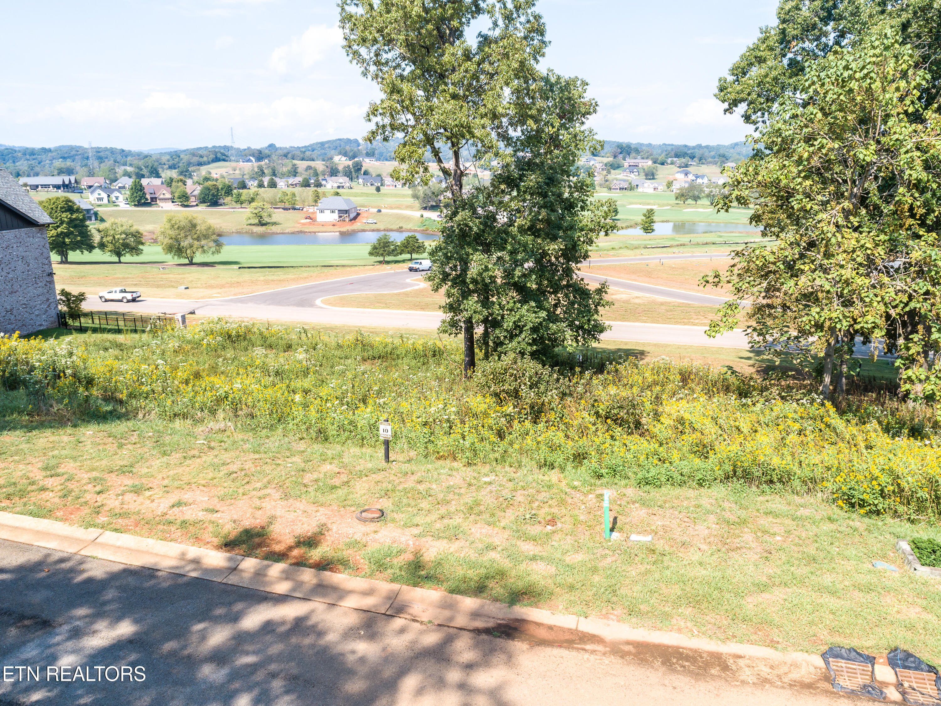967 Black Cove Lane Property Photo 10