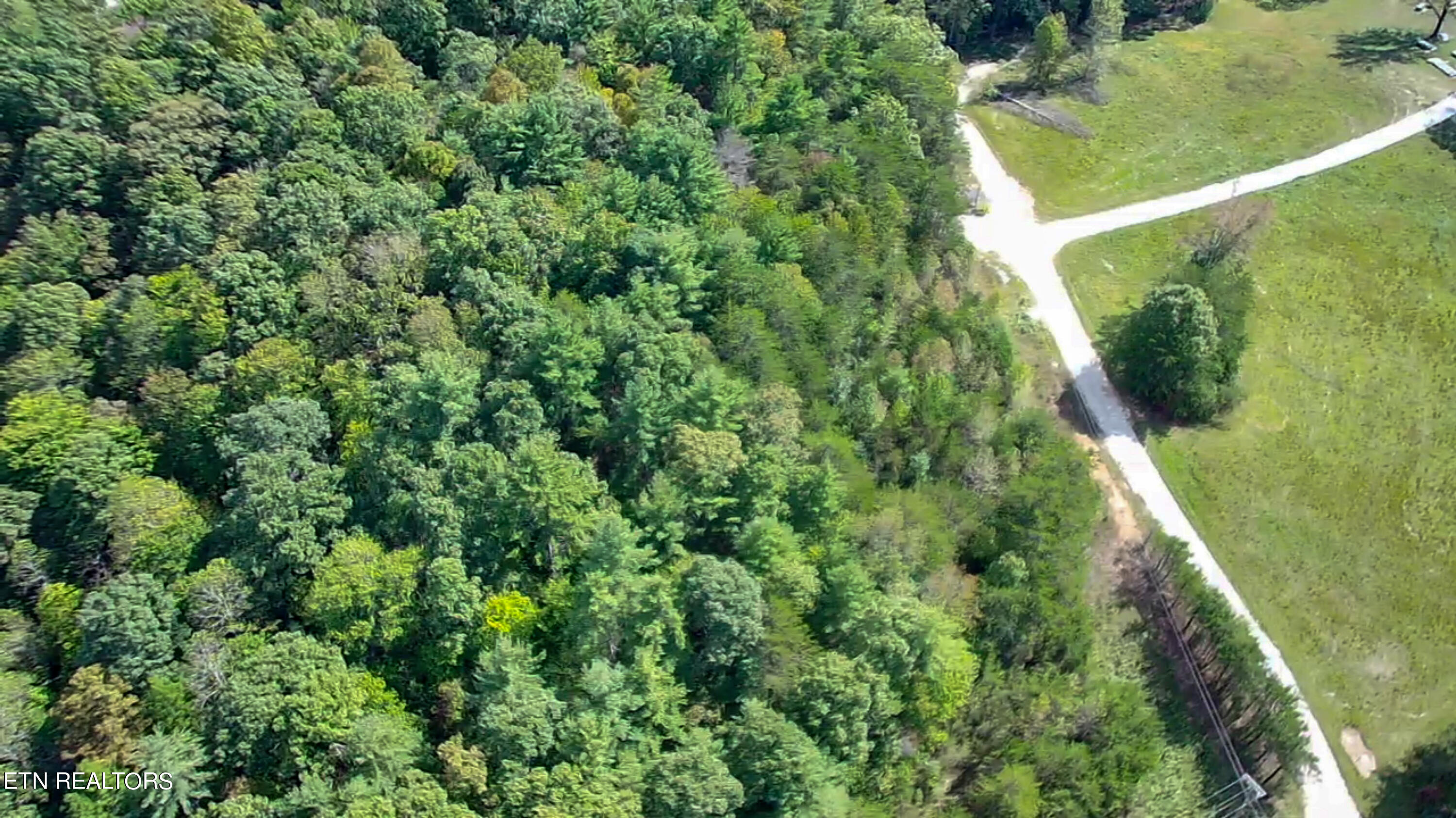 Bear Hollow Rd Property Photo 3