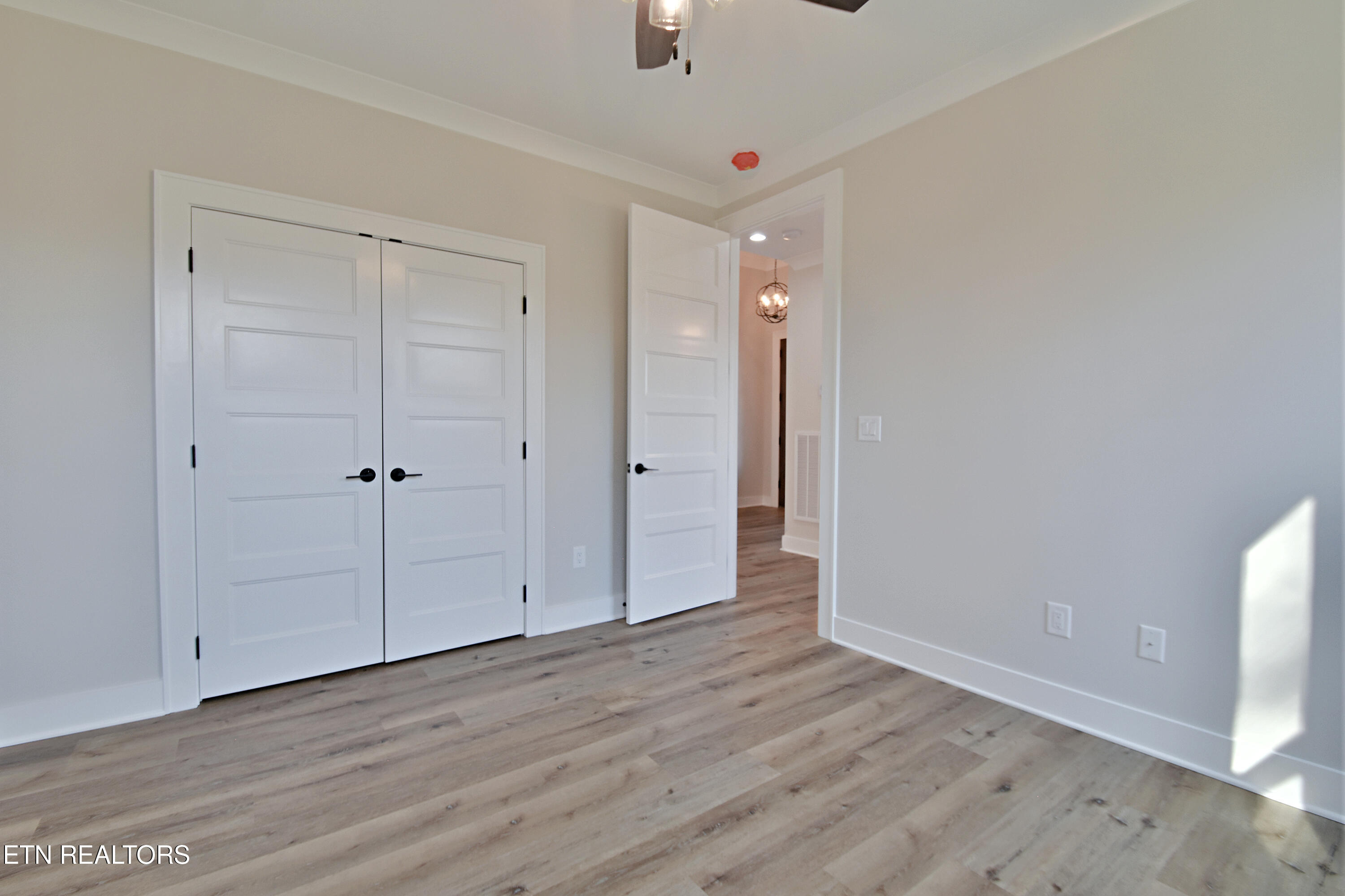 106 Ootsima Way Property Photo 33