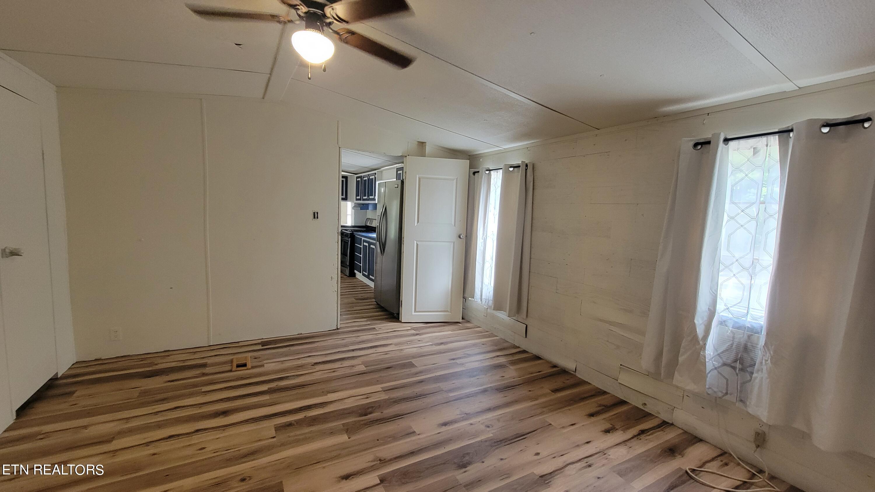 613 John Q Wyatt Rd Property Photo 18