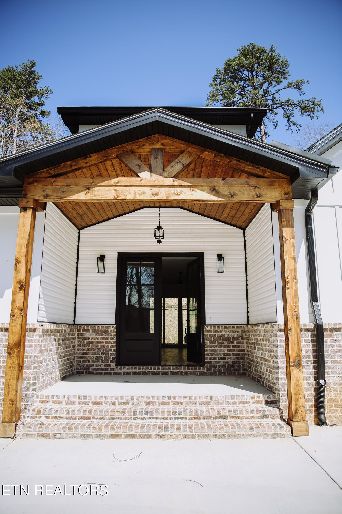 149 Kawga Way Property Photo 6