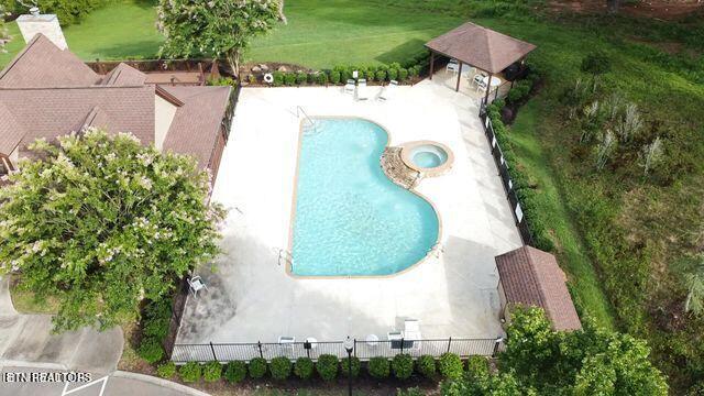 300 Caney View Drive Property Photo 7