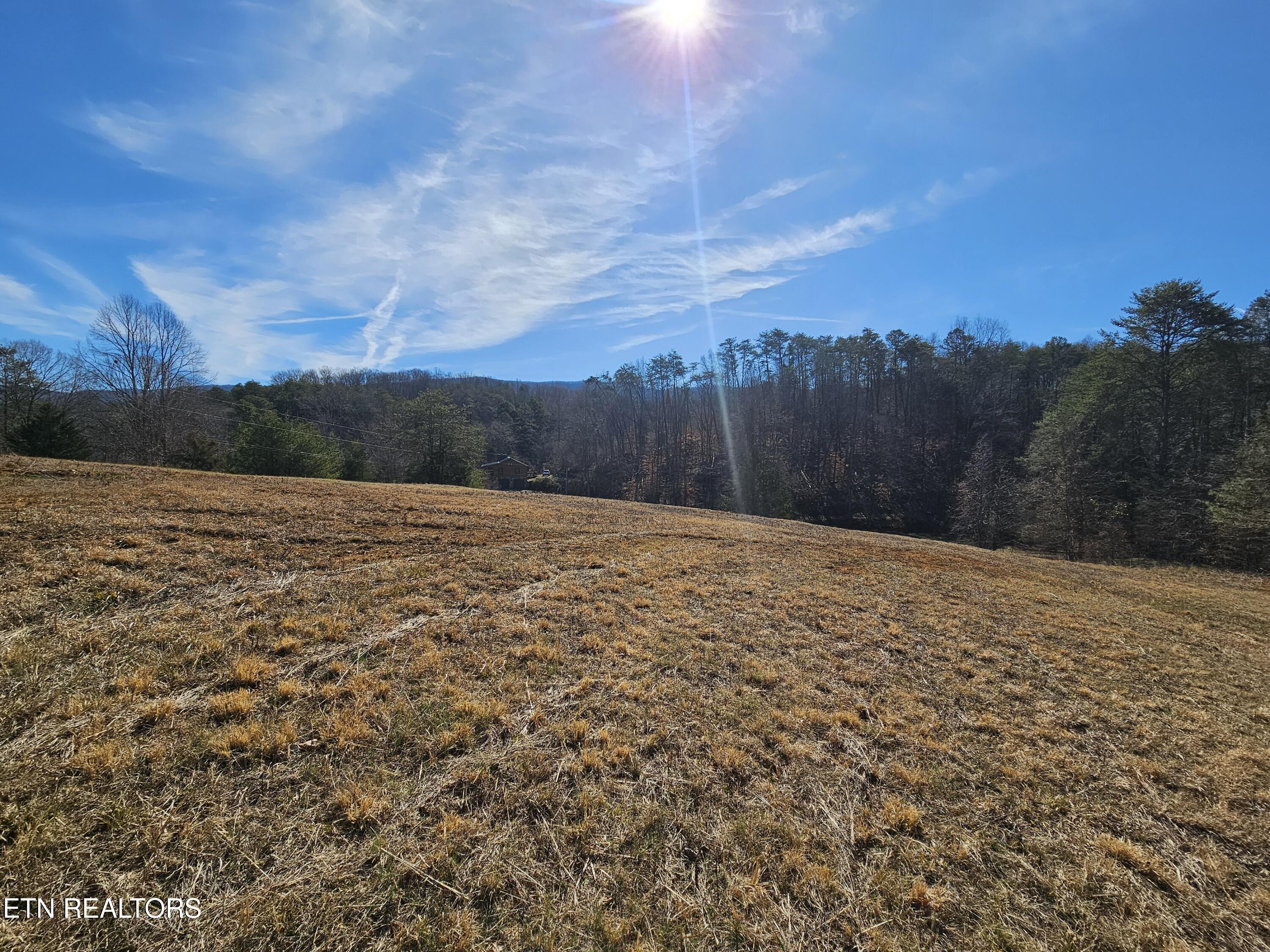 4420 6 Mile Rd Property Photo 9