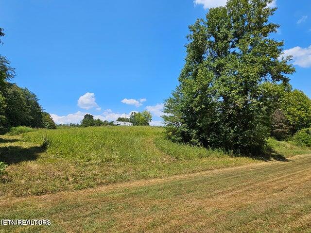 4420 6 Mile Rd Property Photo 18