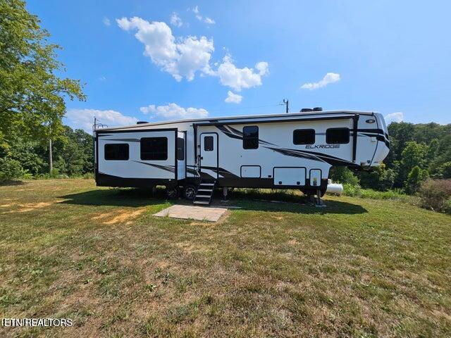 4420 6 Mile Rd Property Photo 20