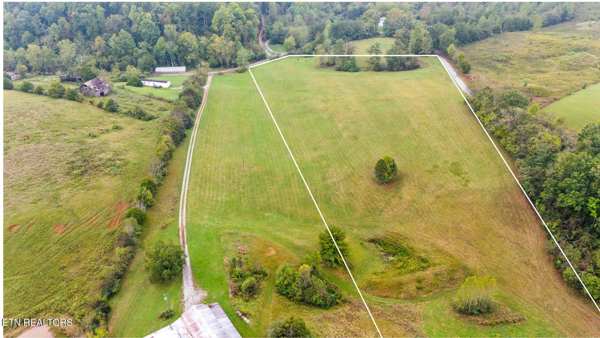 Crumley Rd Property Photo 1