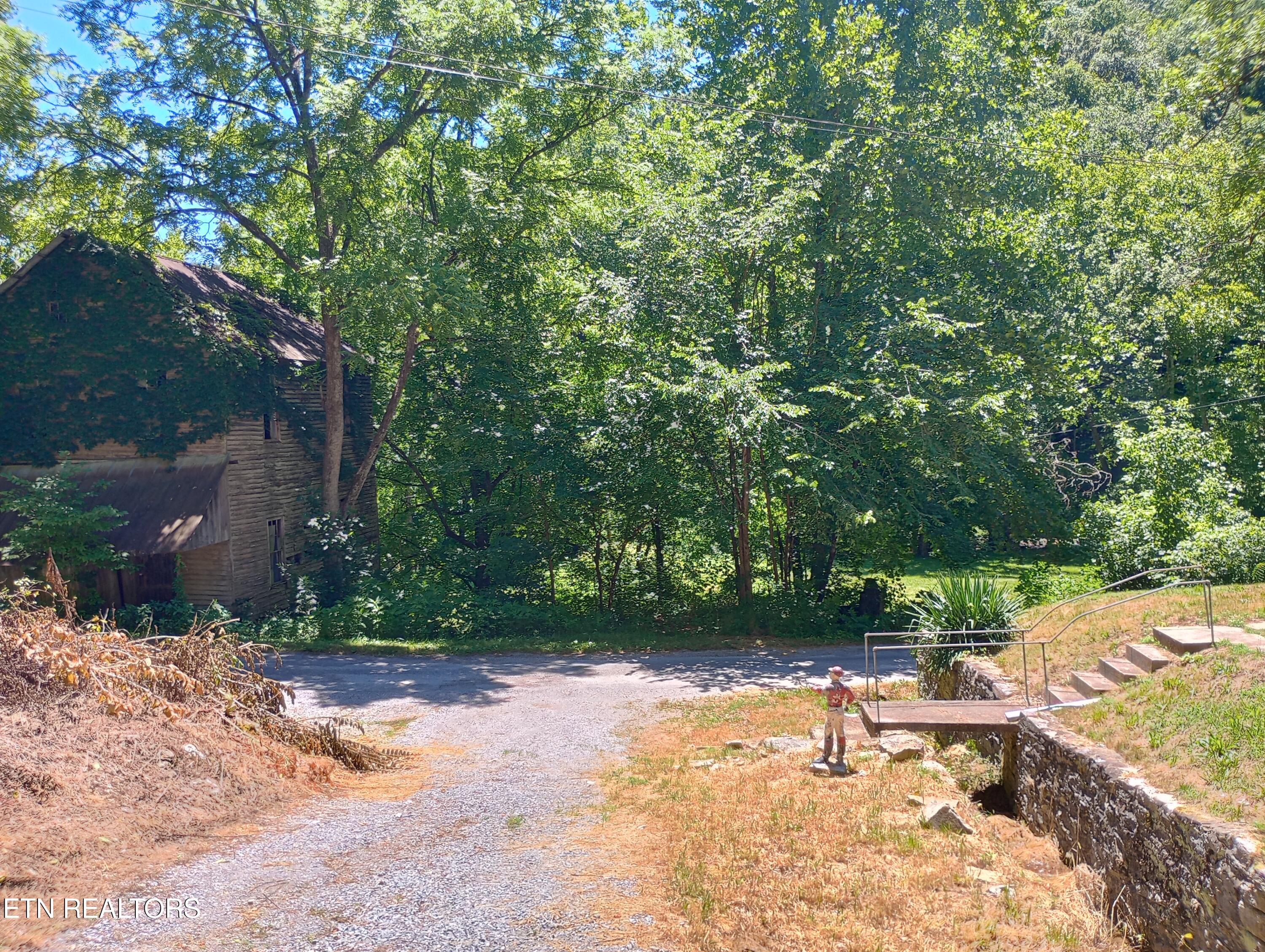 2604 Fourmile Property Photo 6