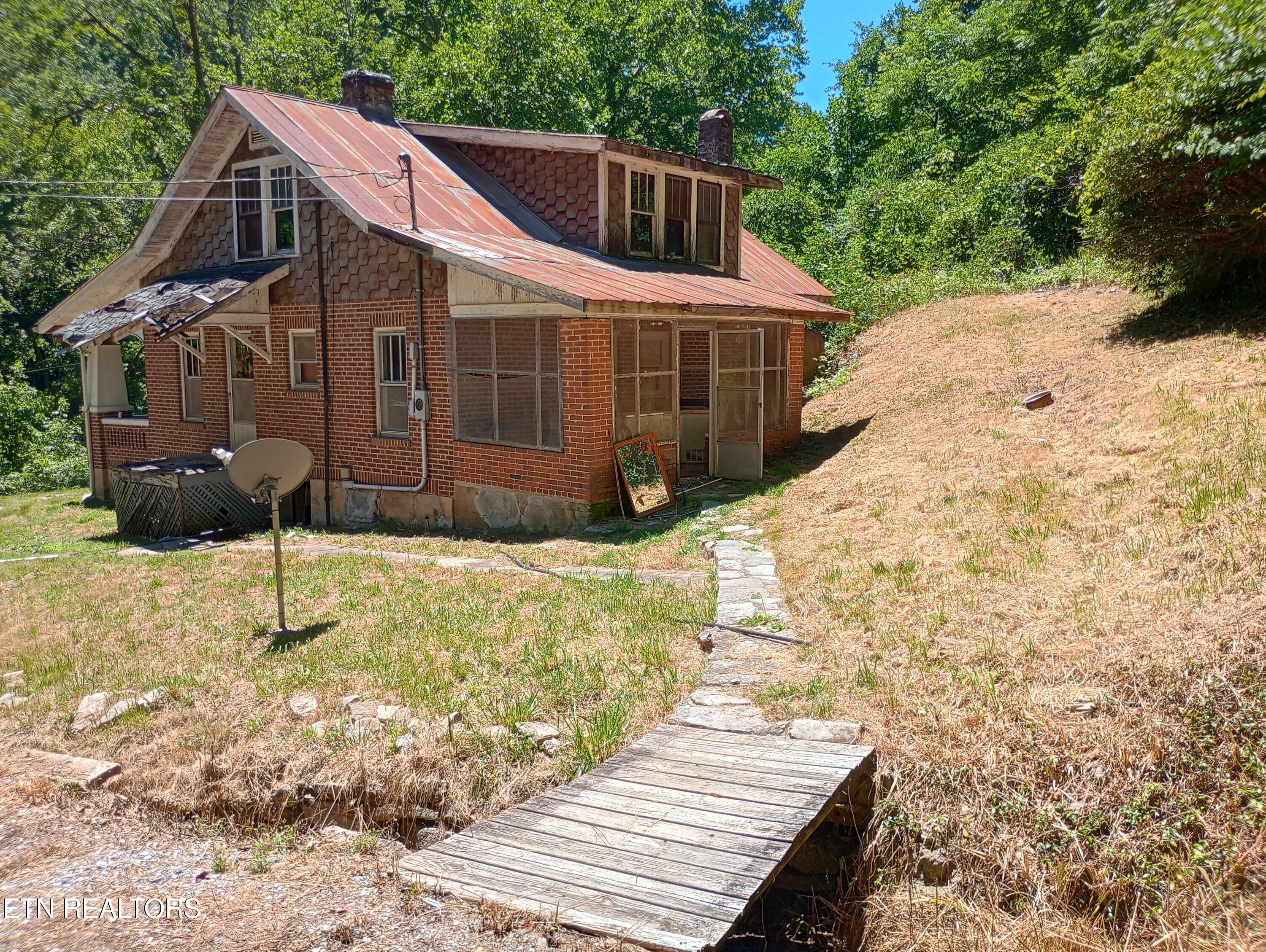 2604 Fourmile Property Photo 8