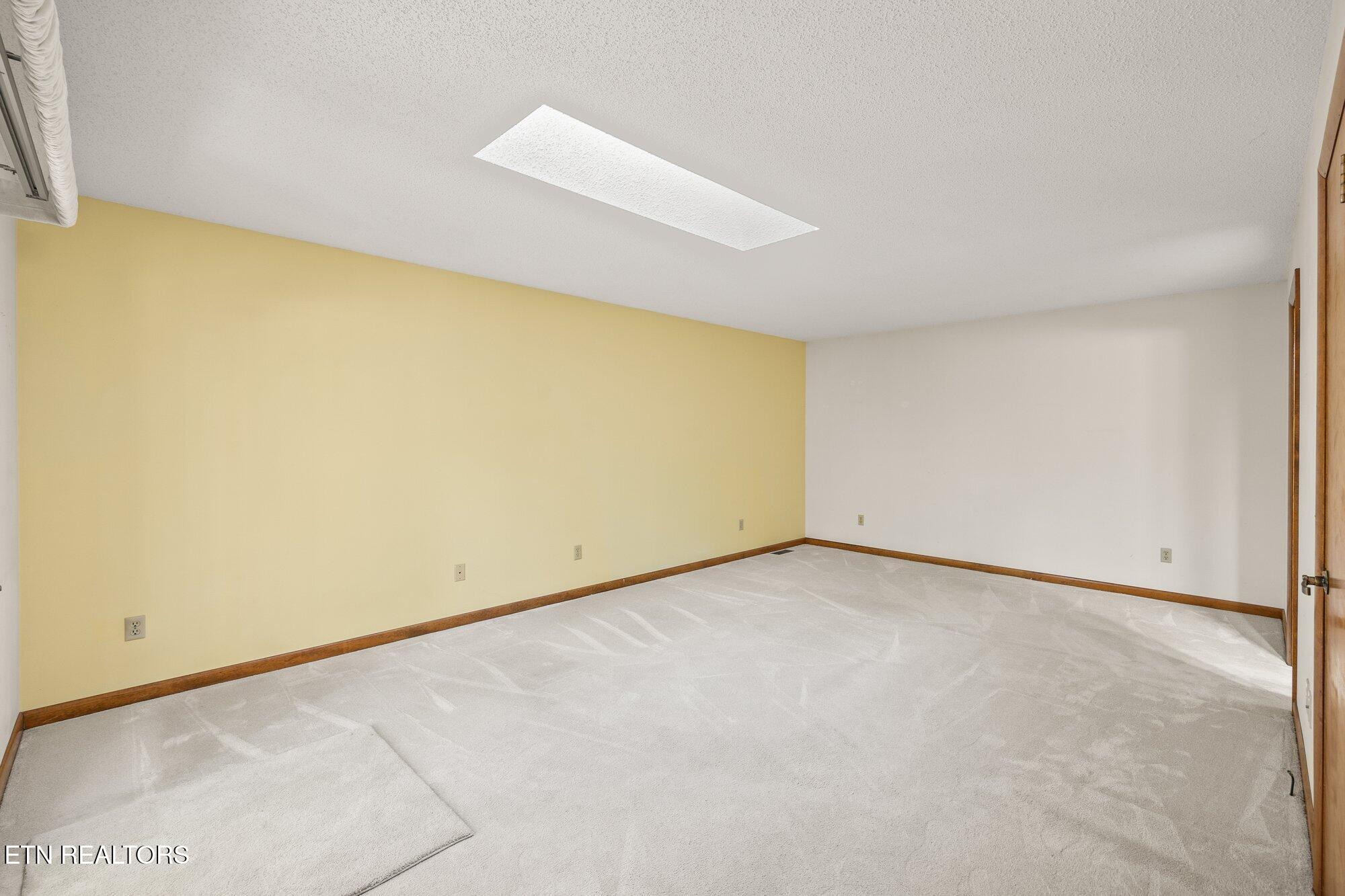 11 Londell Court Property Photo 23