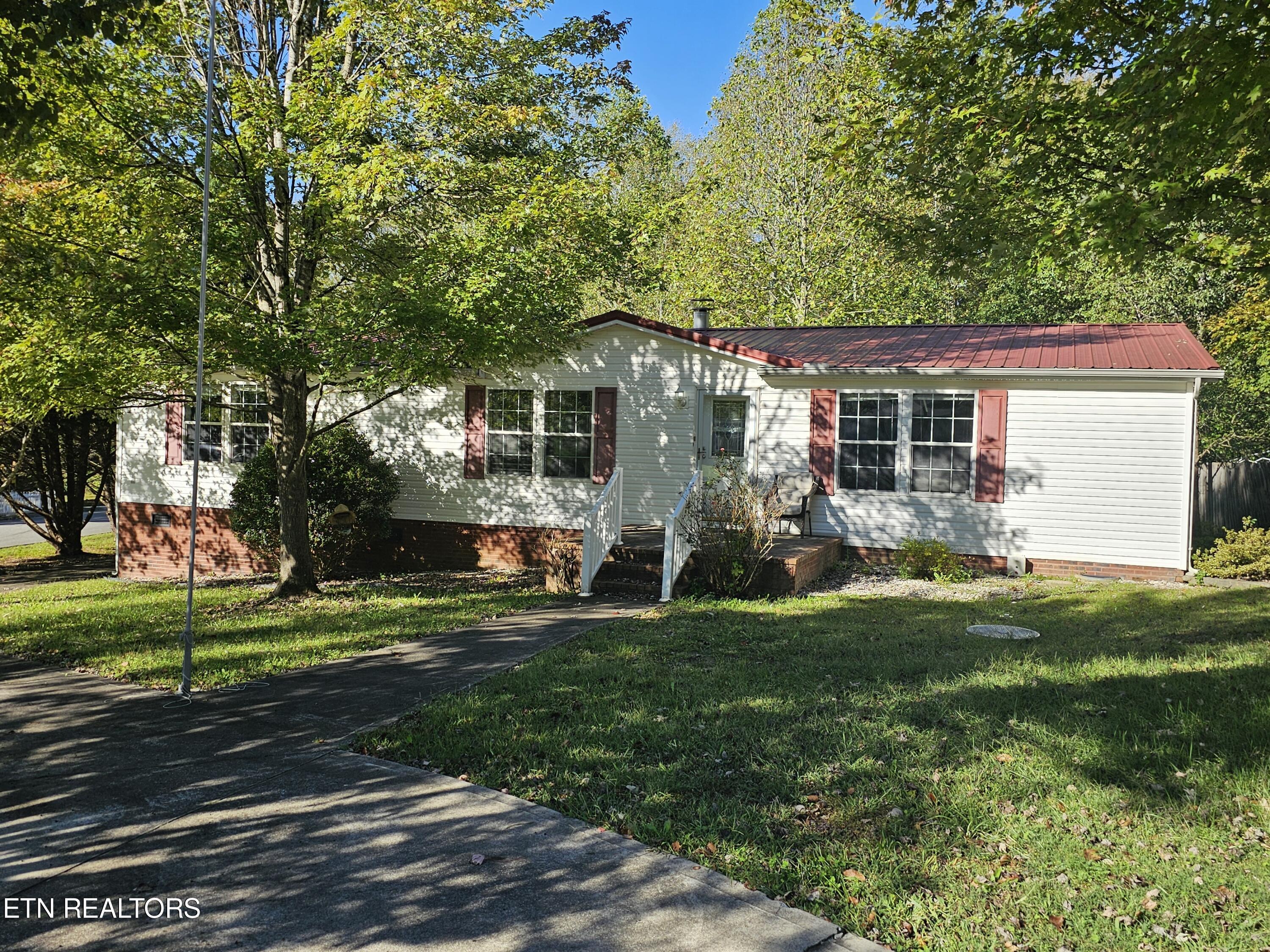 201 Loggers Lane Property Photo