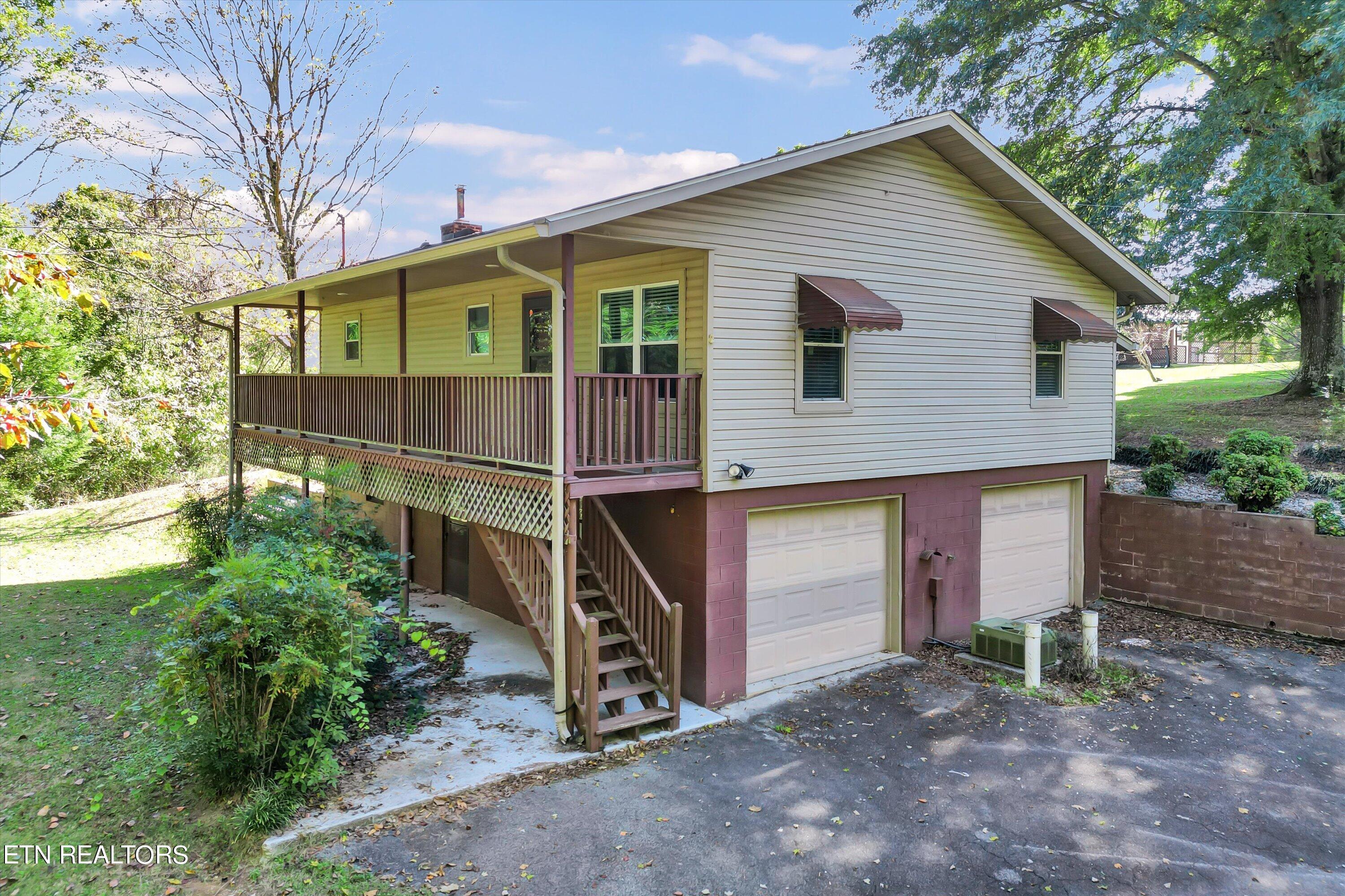 1246 Whites Mill Rd Property Photo 1