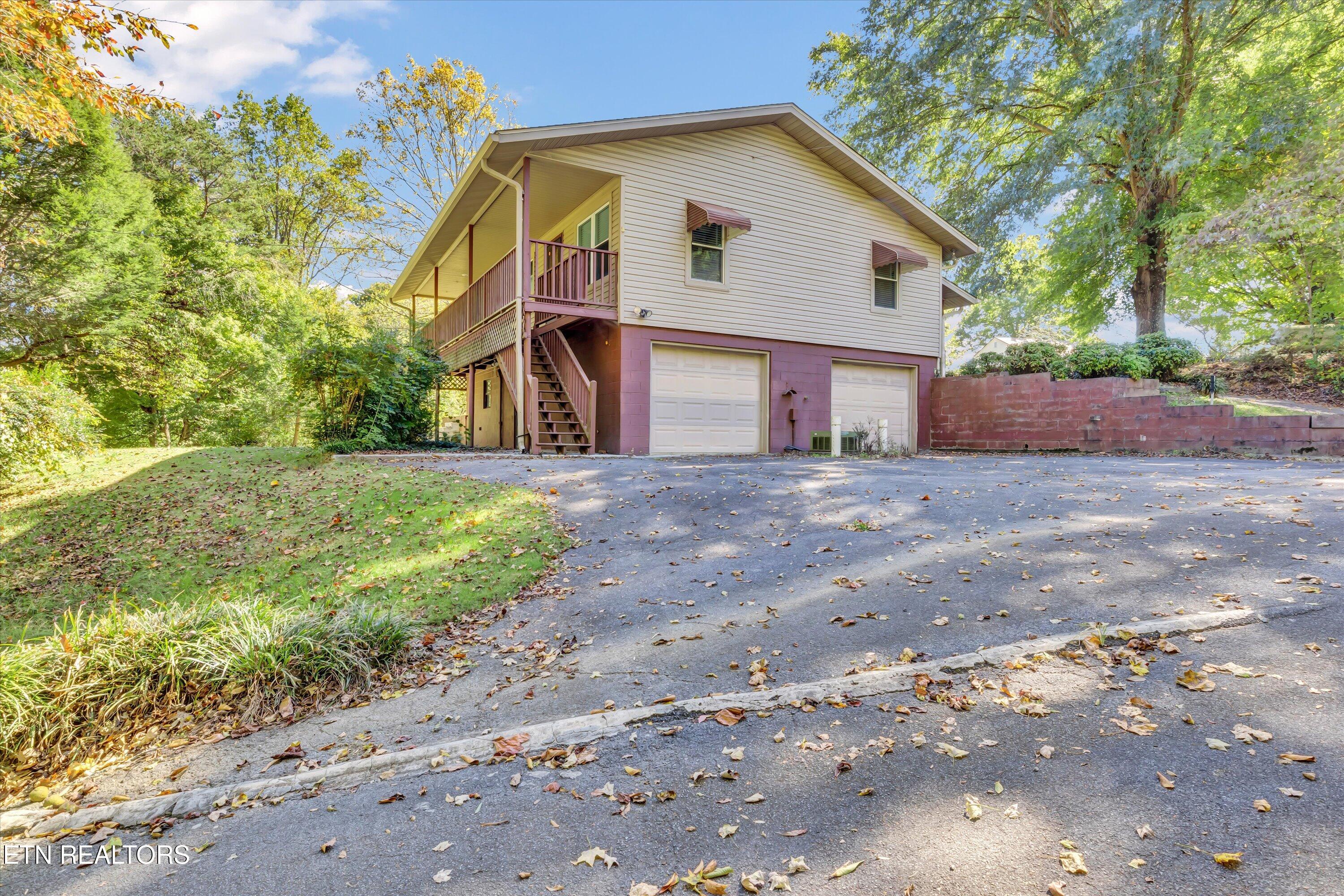 1246 Whites Mill Rd Property Photo 3