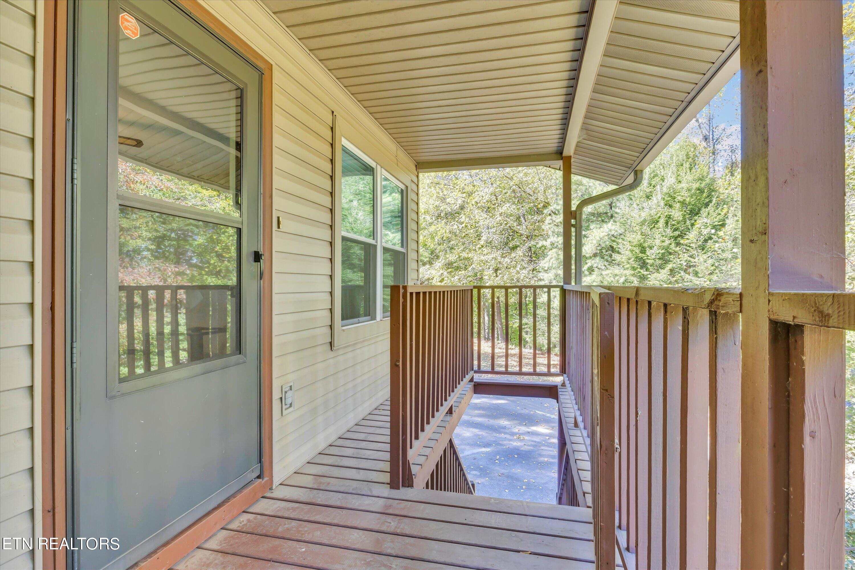 1246 Whites Mill Rd Property Photo 5