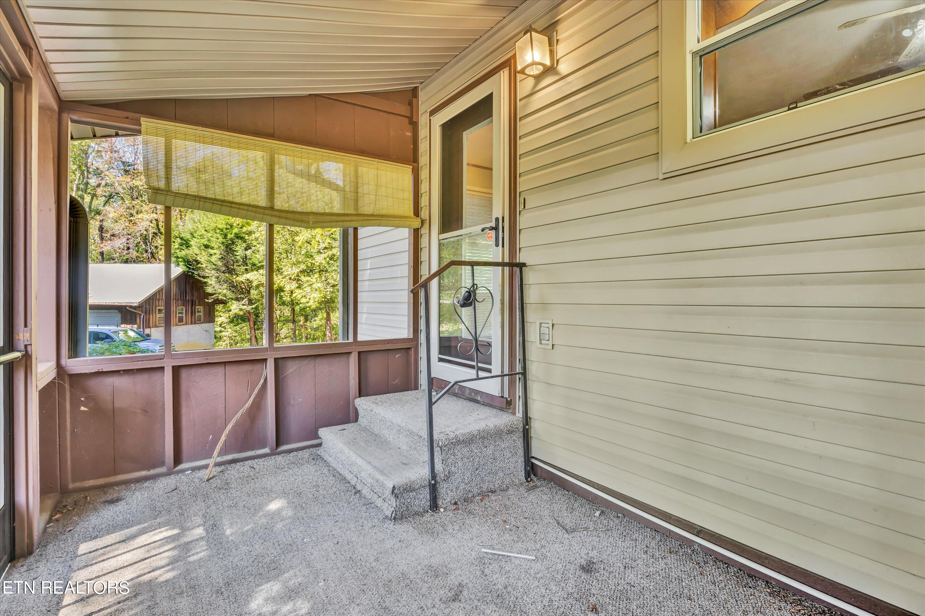 1246 Whites Mill Rd Property Photo 6