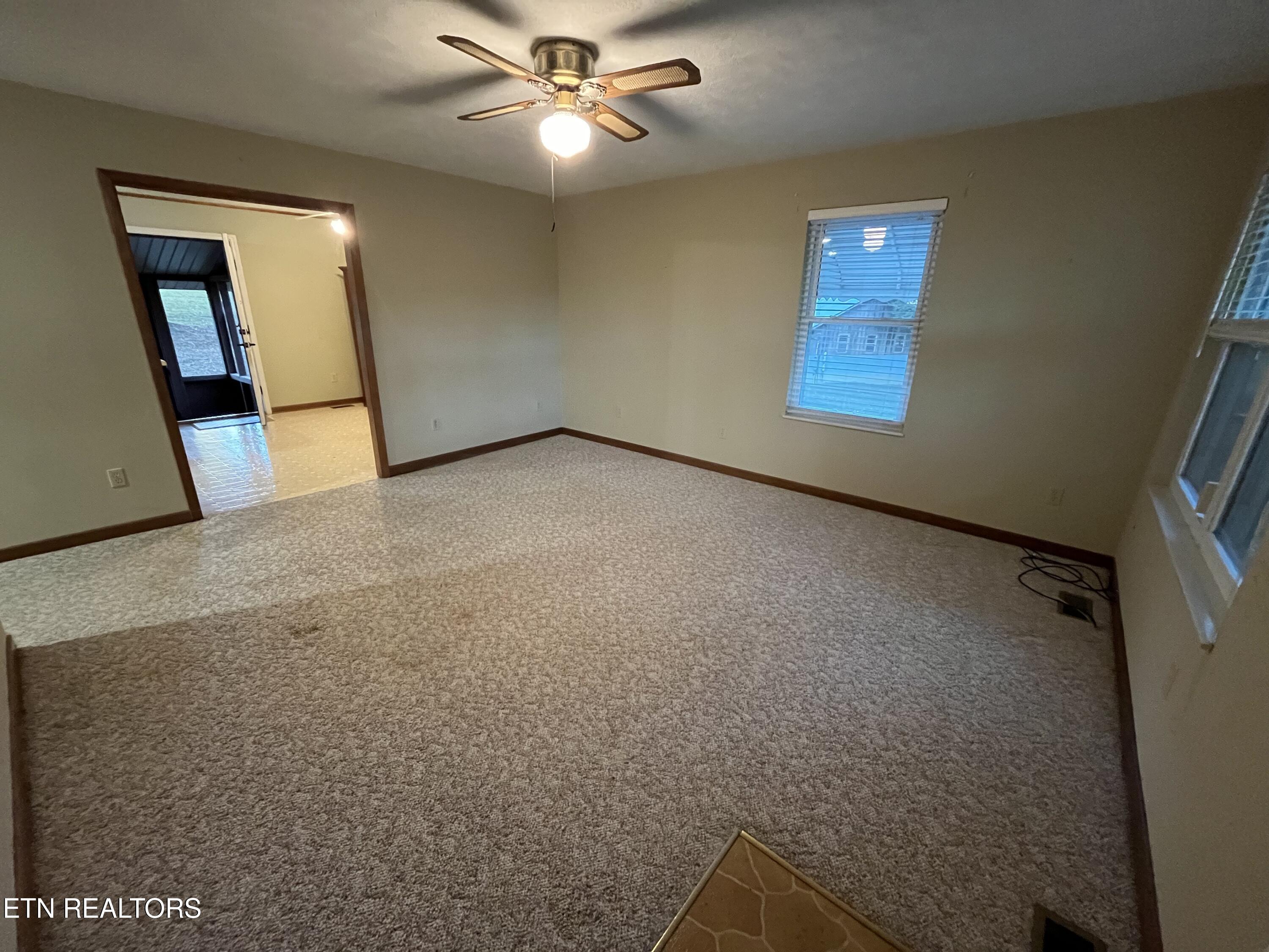 1246 Whites Mill Rd Property Photo 7