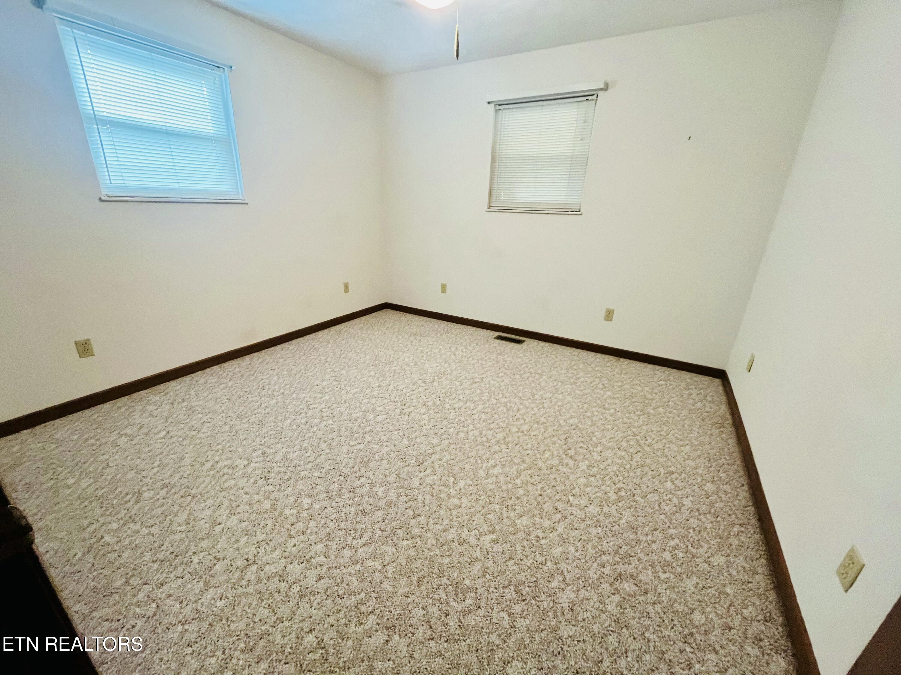 1246 Whites Mill Rd Property Photo 13