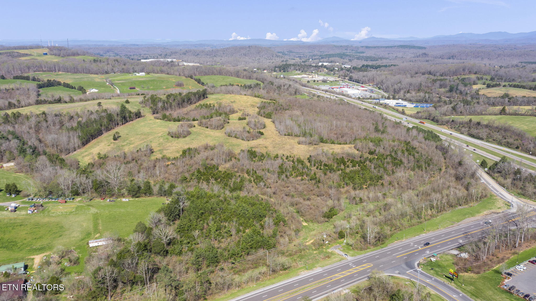 9011 Highway 321 Property Photo 5