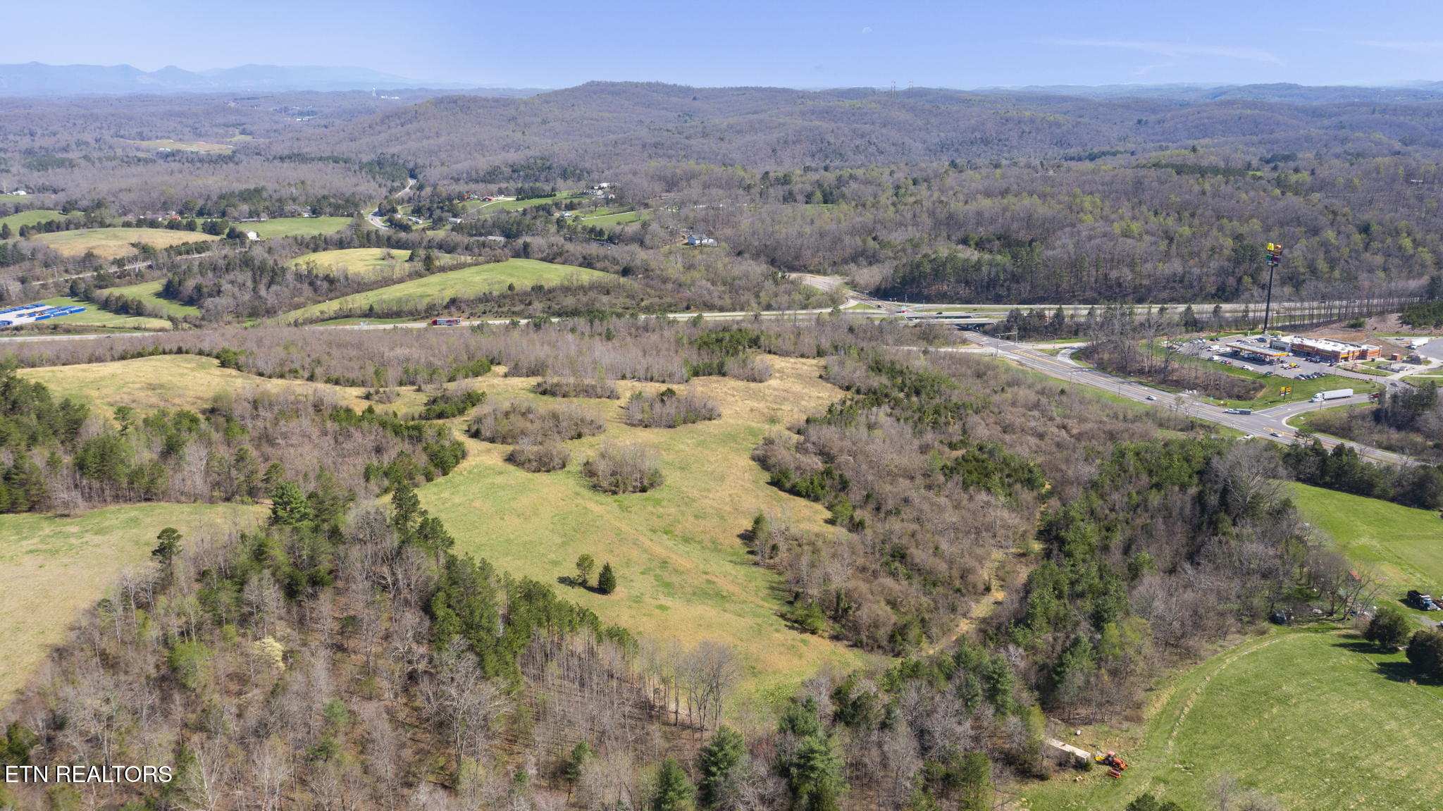9011 Highway 321 Property Photo 7