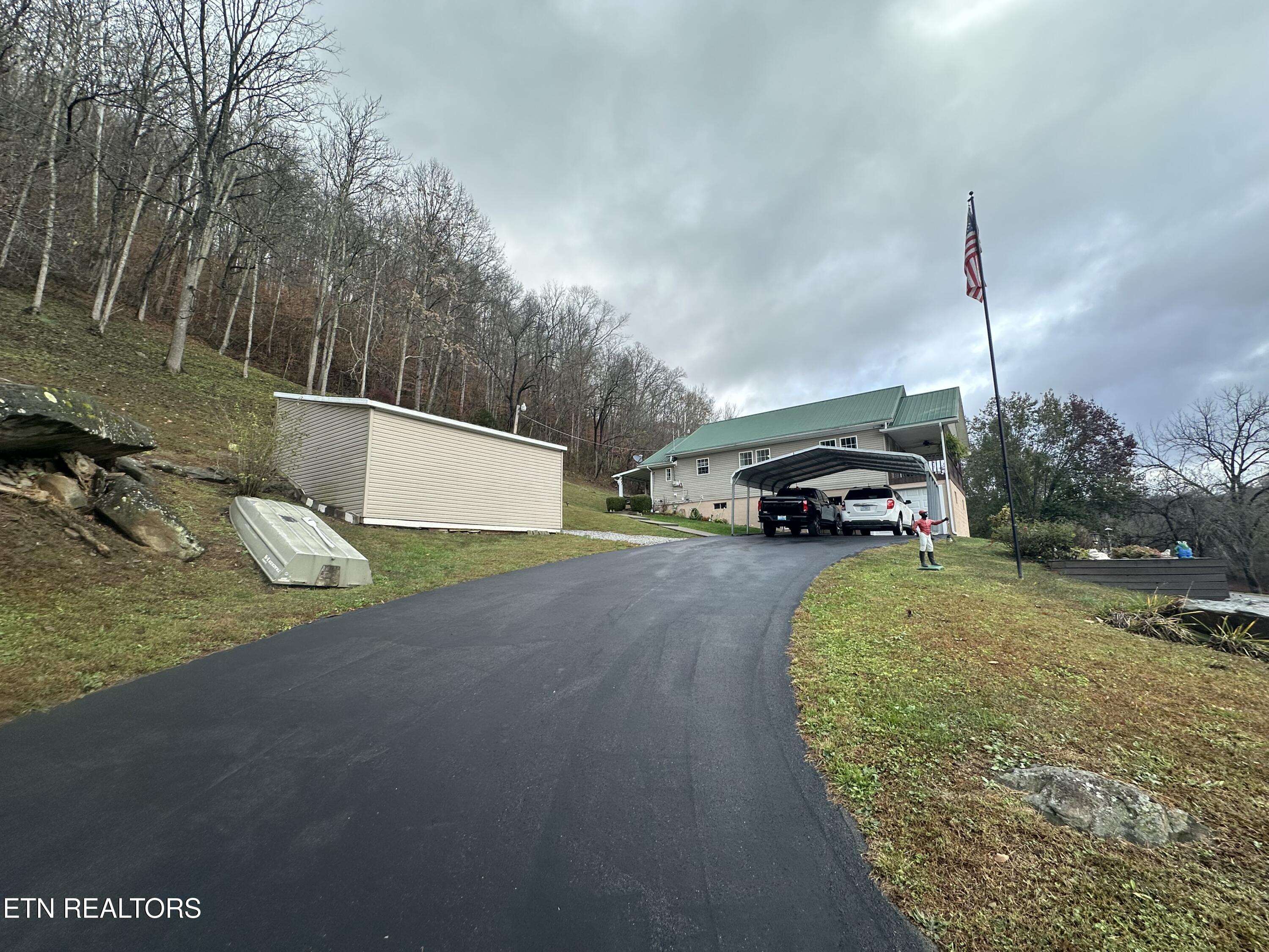 59 River Rd Property Photo 14