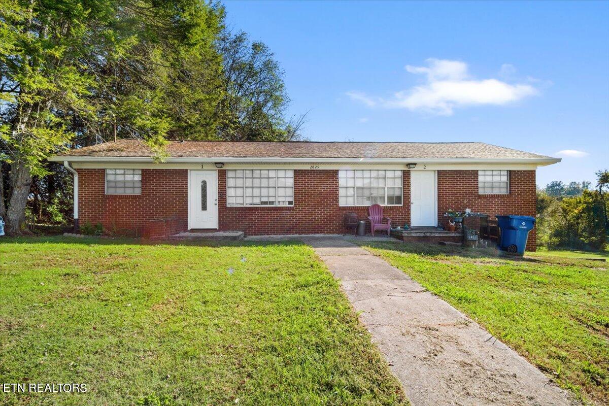 2829 Black Oak Rd Property Photo 2