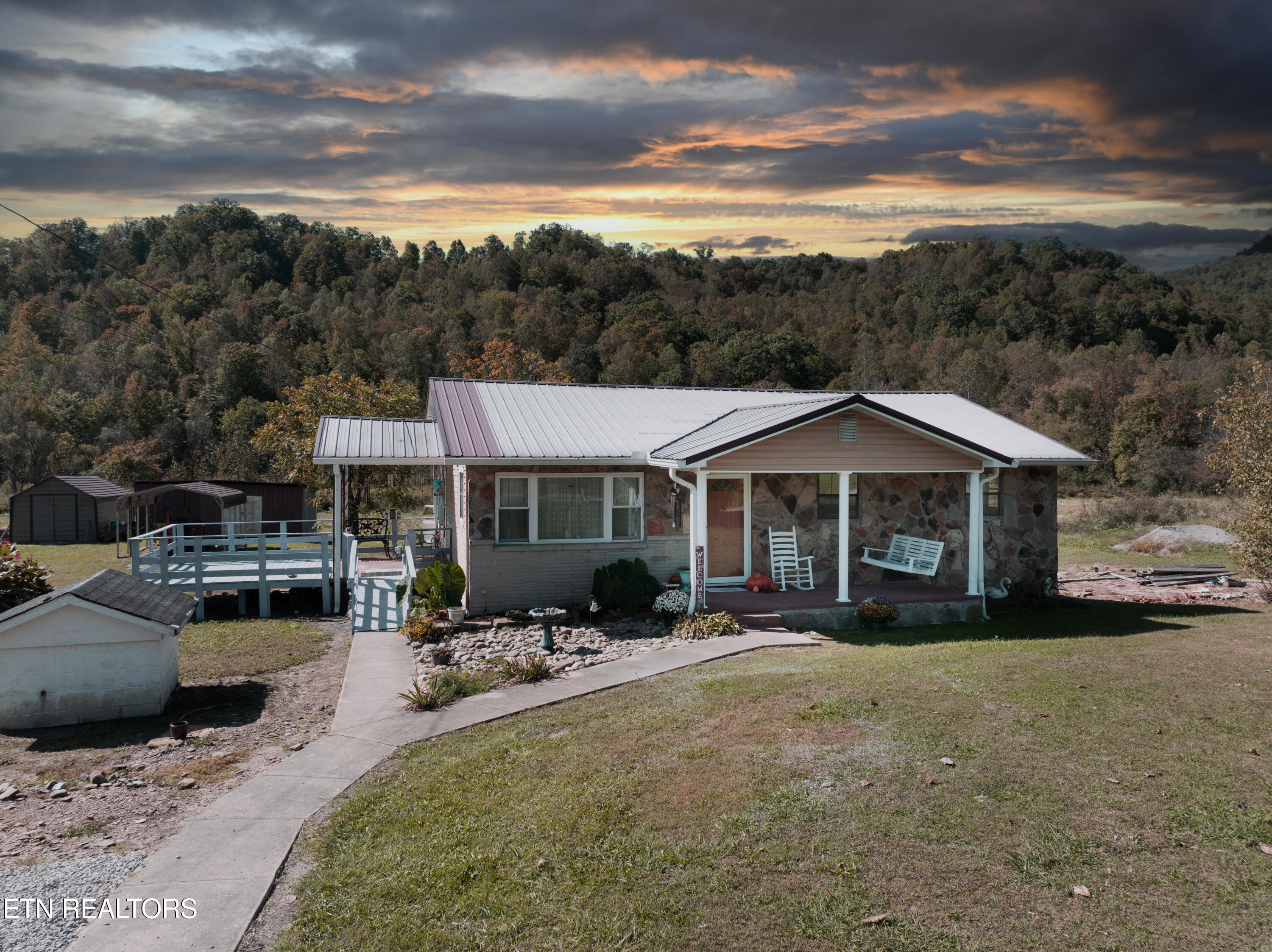 273 Wooldridge Lane Property Photo 1